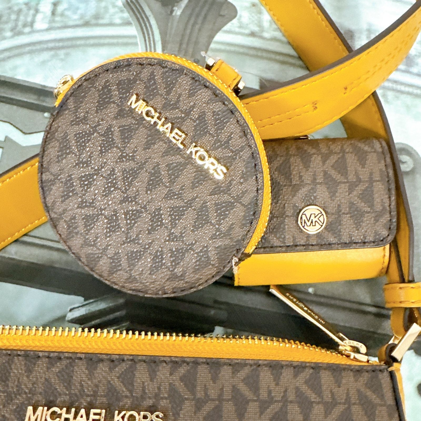 Michael Kors Michael Kors 35S1GTVC3B Jet Set Travel Small Logo Shoulder Size ONE SIZE - 6 Thumbnail