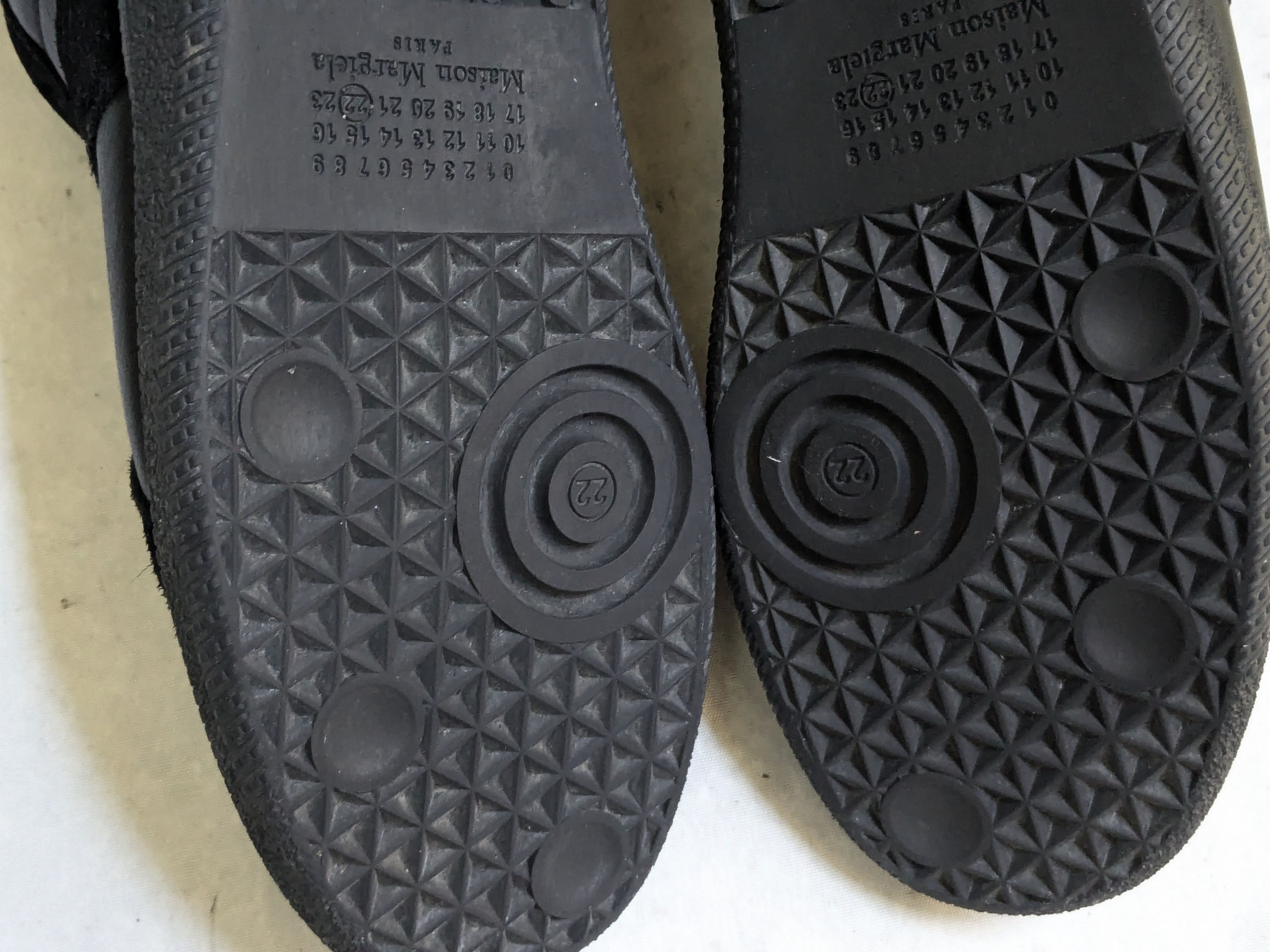 Maison Margiela Maison Margiela Replica GAT Black 11 44 Low Tops Size US 11 / EU 44 - 18 Thumbnail