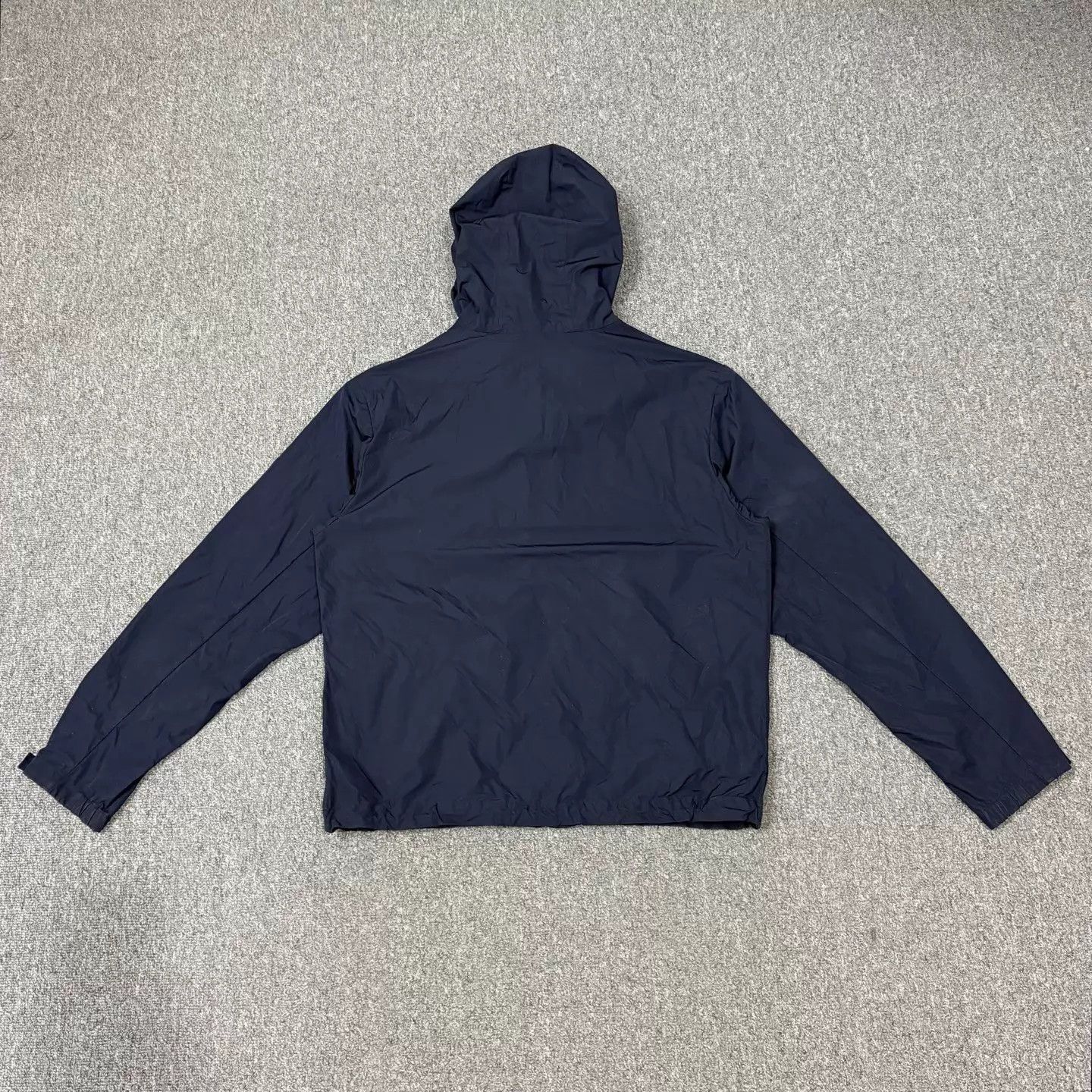 Moncler Moncler Navy Embossed Logo Zipped Hooded Jacket 2 Size US M / EU 48-50 / 2 - 2 Thumbnail