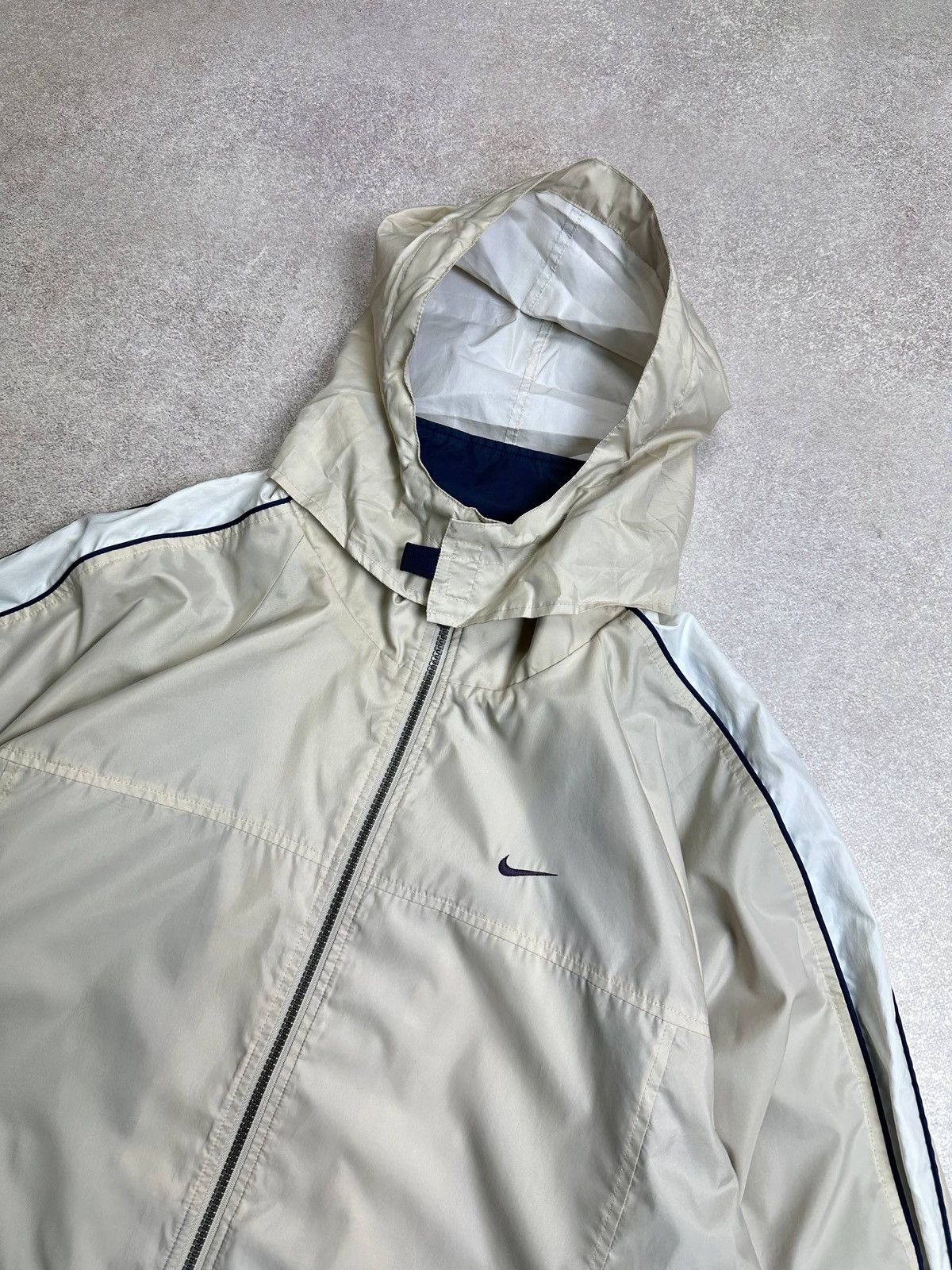 Nike Vintage Nike Nylon Hooded TN Skepta Style Y2K Jacket Rare L Size US L / EU 52-54 / 3 - 3 Thumbnail