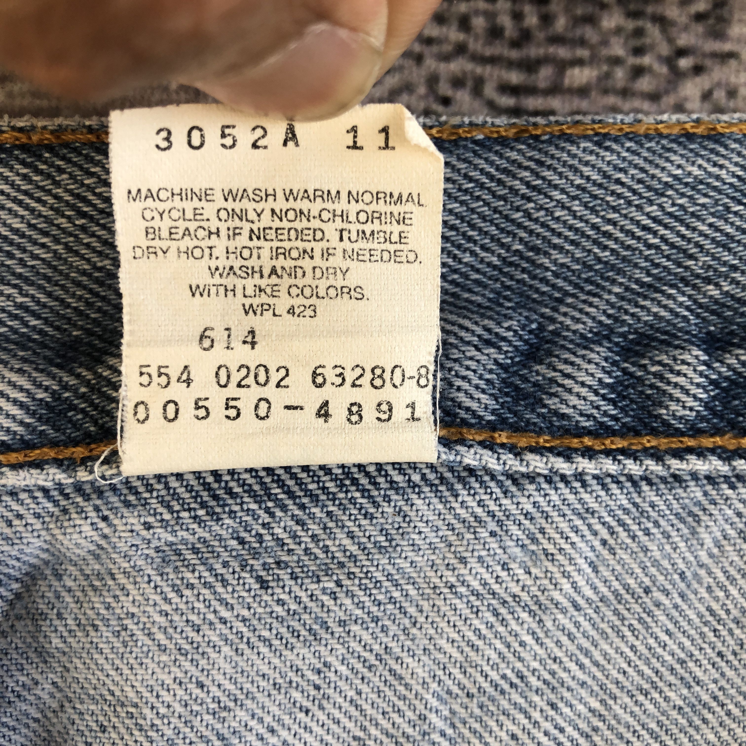 Levi's Vintage Levis Sun Faded Jeans Levi's Light Wash Denim Size US 32 / EU 48 - 10 Thumbnail