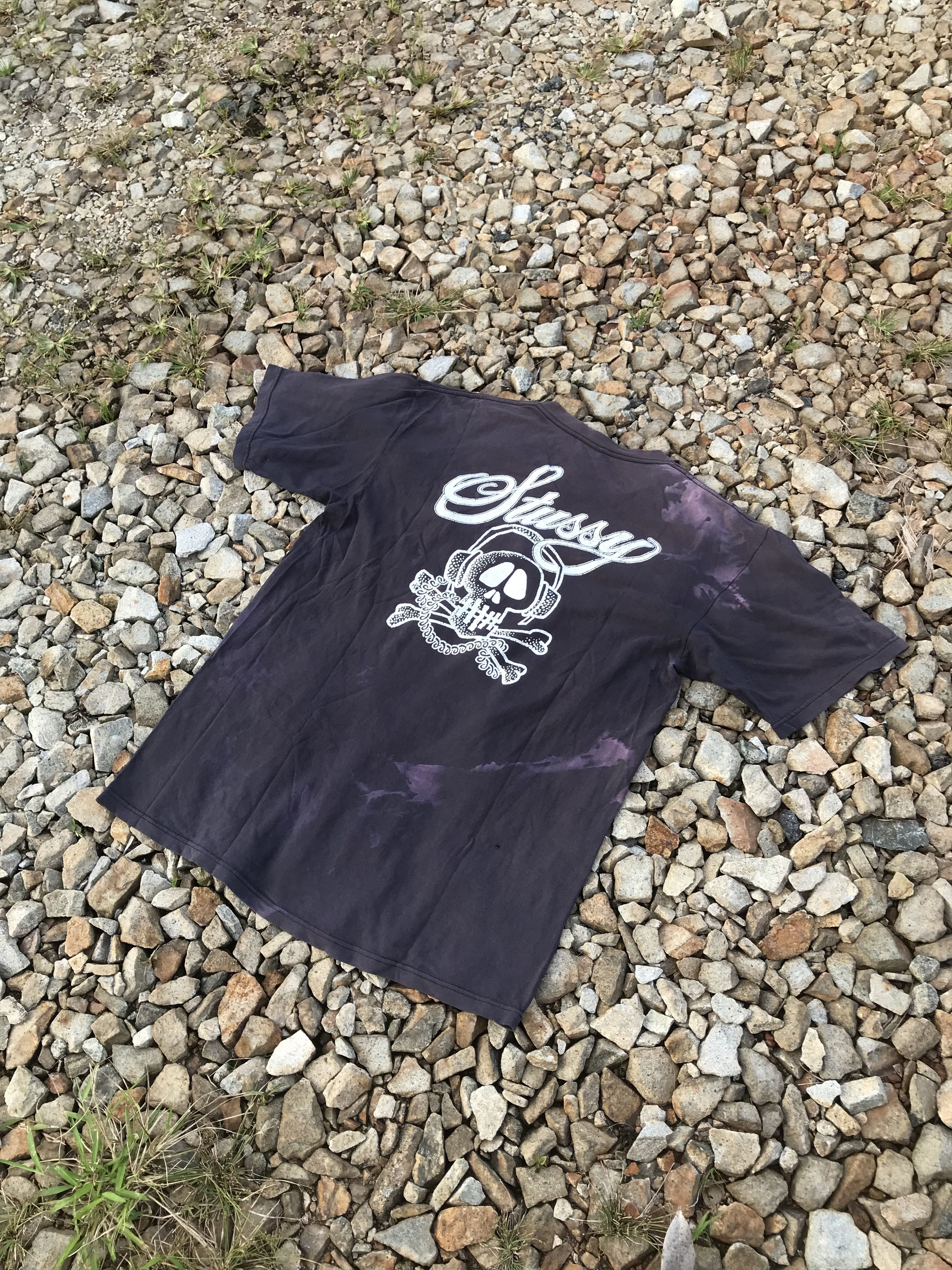 Stussy Trashed Faded Stussy Skull Distressed Tee Shirt Size US L / EU 52-54 / 3 - 12 Thumbnail