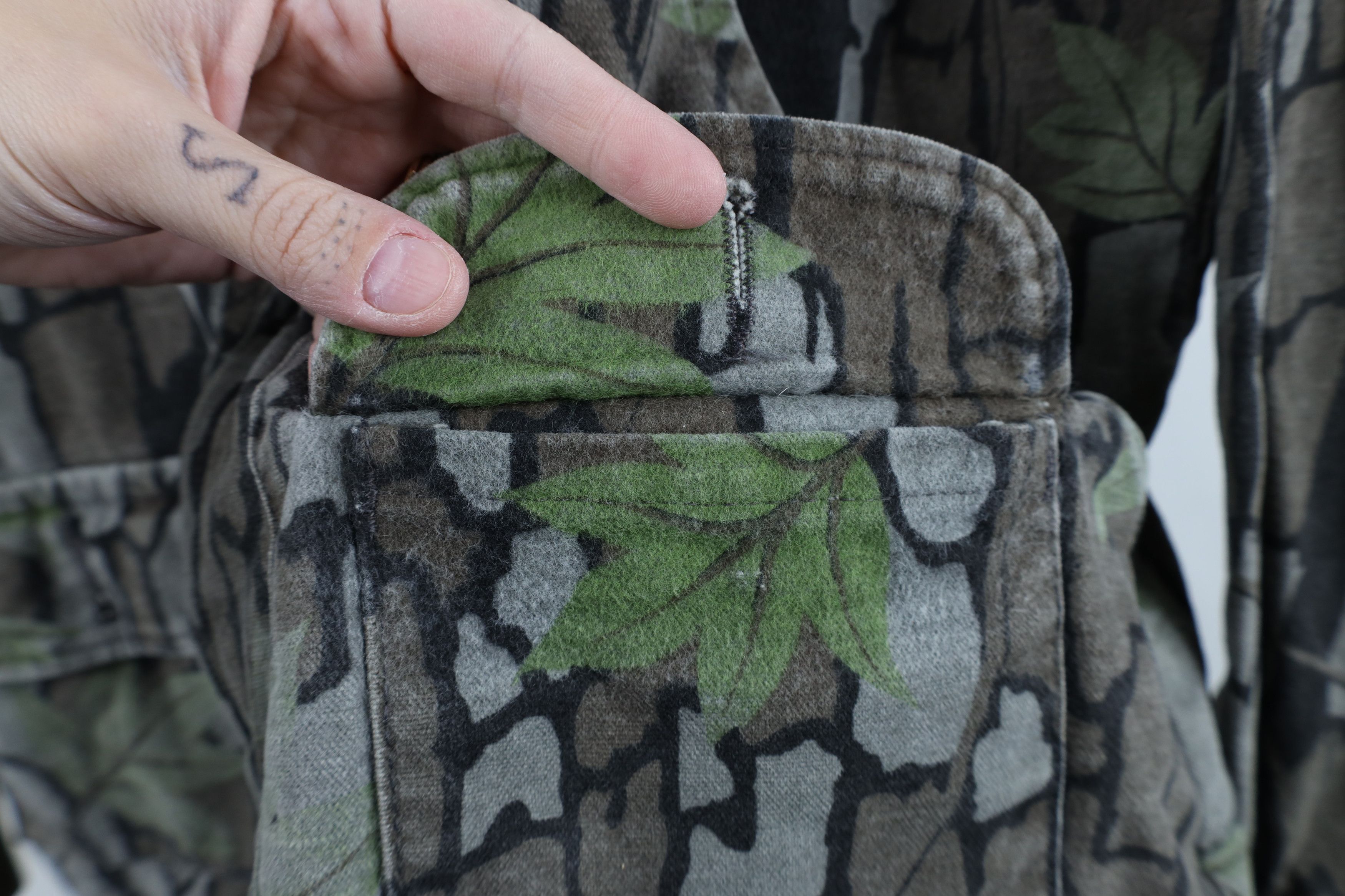 Vintage Vintage 80s 90s Streetwear Camouflage Chamois Jacket USA Size US L / EU 52-54 / 3 - 4 Thumbnail