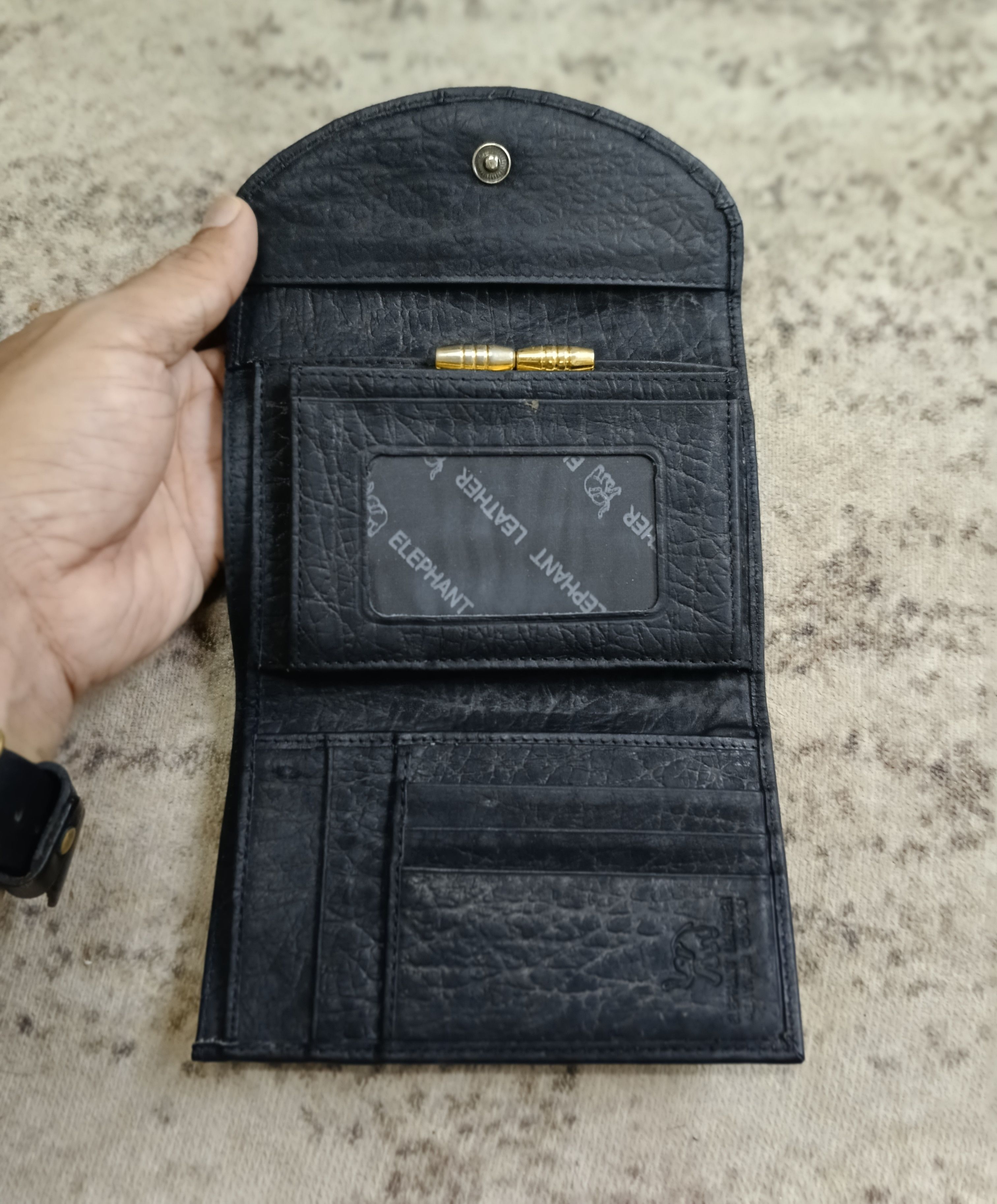 Genuine Leather × Leather RARE🔥OG ELEPHANT LEATHER UNISEX WALLET Size ONE SIZE - 4 Thumbnail