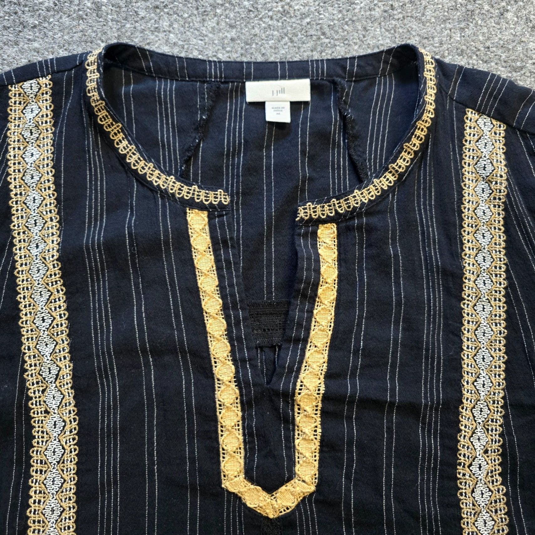 J. Jill J Jill Top Women Medium Black Striped V Neck Embroidery Boho Peasant Casual Shirt Size M / US 6-8 / IT 42-44 - 2 Thumbnail