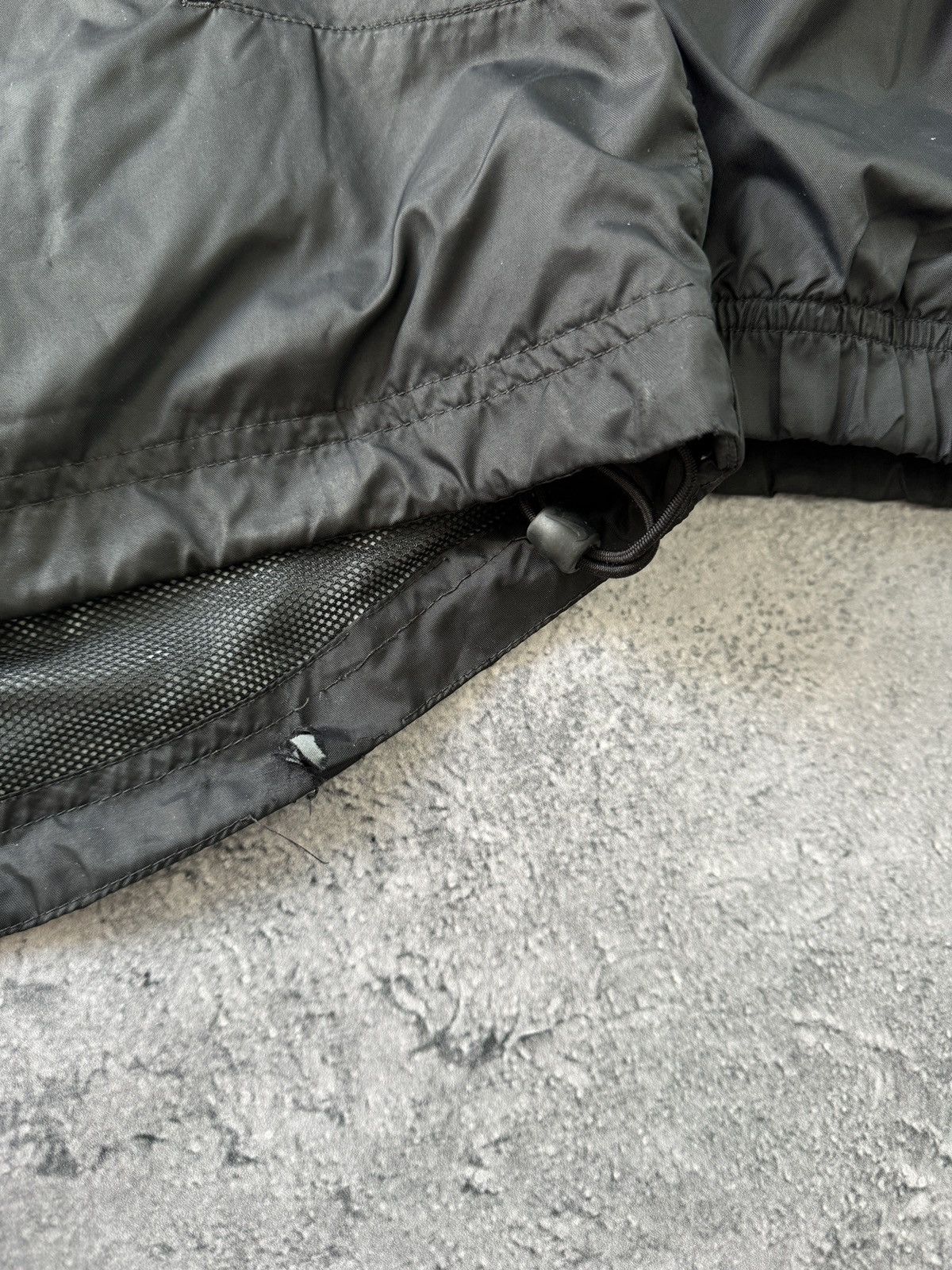 Nike × Vintage Vintage Nike Black Track Jacket size L Size US L / EU 52-54 / 3 - 4 Thumbnail