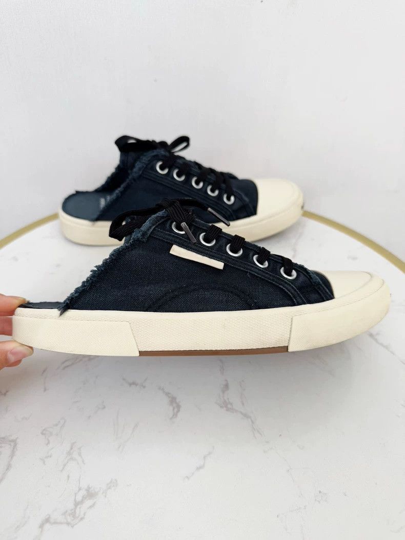 Balenciaga Balenciaga Canvas Sneakers Size 38-2505 Size US 7 / IT 37 - 3 Thumbnail