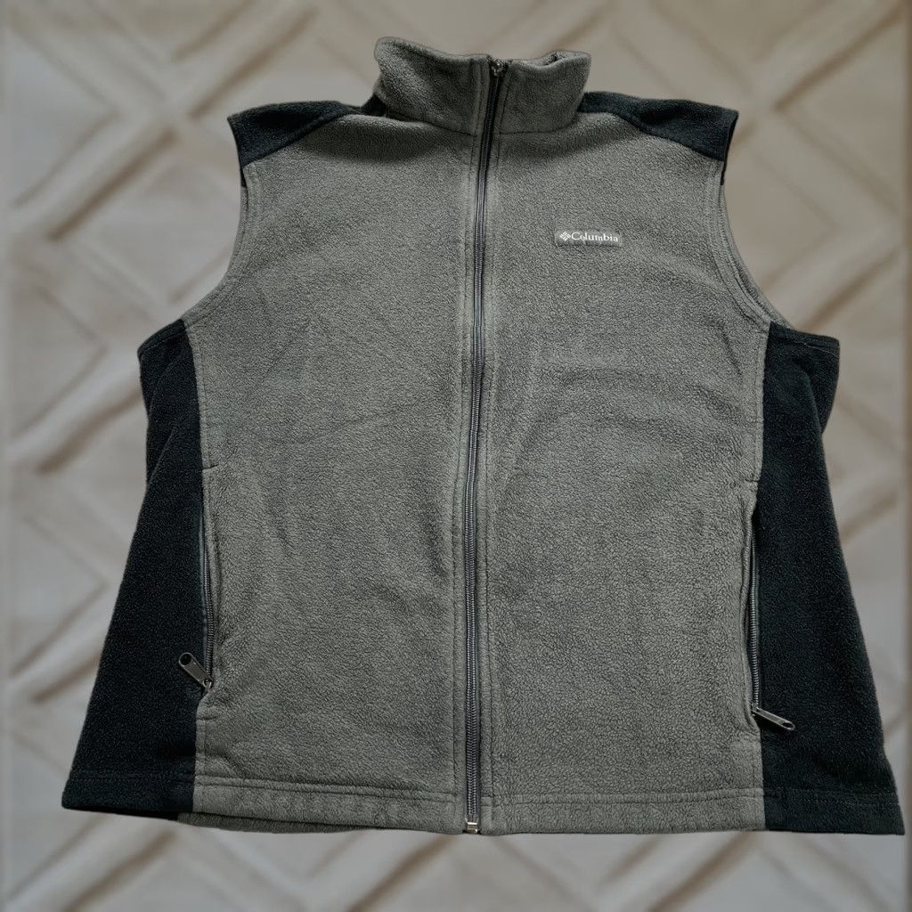 Vintage Columbia Vest Mens Large Gray Full Zip Stand-Up Collar Fleece Steens Mountain Outdoor Classic Sports VINTAGE? No (not vintage) Size US L / EU 52-54 / 3 - 1 Thumbnail