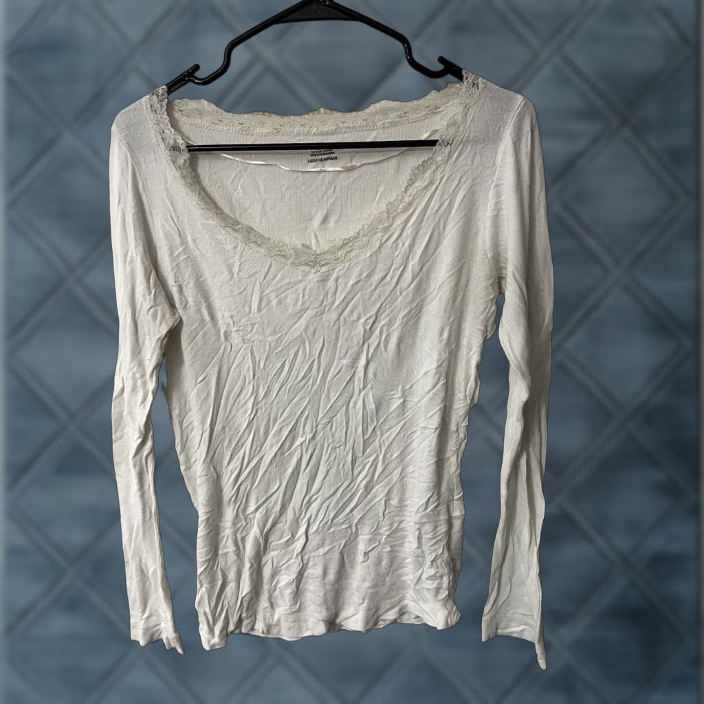 H&M Women’s Medium H&M Basic Long Sleeve White Blouse Crew Neck T-Shirt Size L / US 10 / IT 46 - 1 Thumbnail