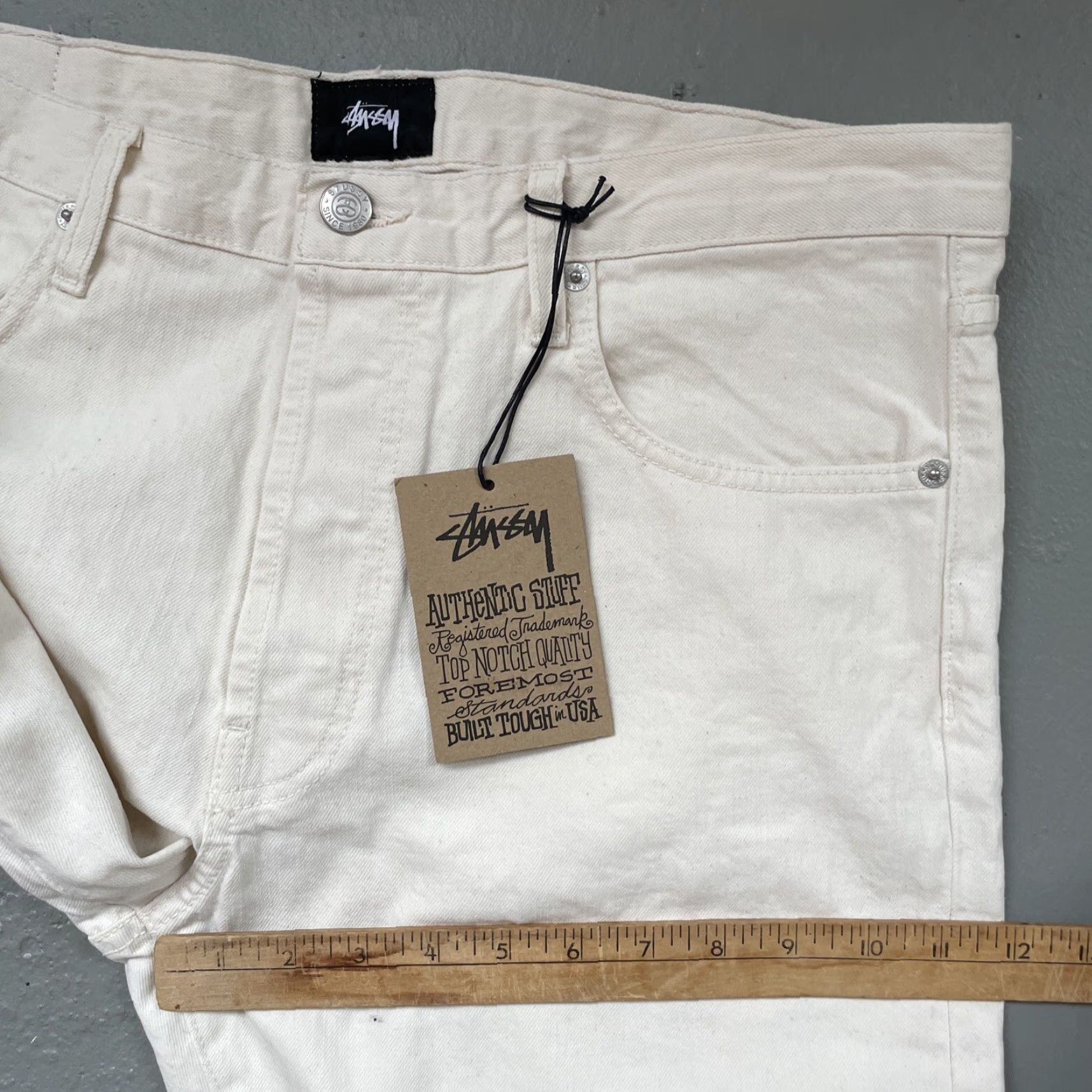 Vintage VINTAGE Stussy Jeans Denim Slim 5-Pocket Skate 1990s-Y2K Made in Usa NWT Size 36 Mens Jeans Unbleached White USA 90s Size US 36 / EU 52 - 7 Thumbnail