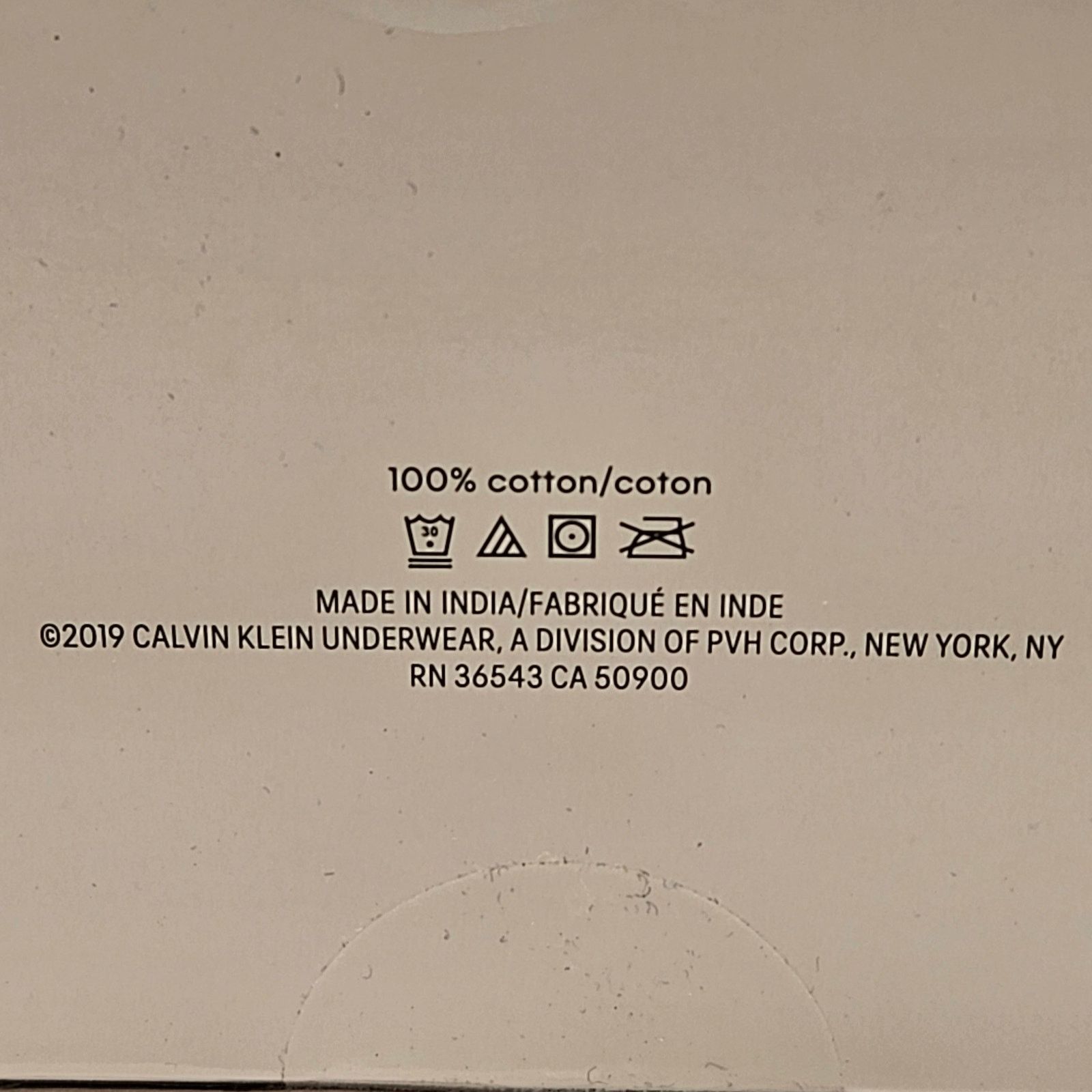 Calvin Klein CALVIN KLEIN MEN'S XXL 3 PACK CLASSIC FIT BOXER TRUNK WHITE Size US 44 / EU 60 - 4 Thumbnail