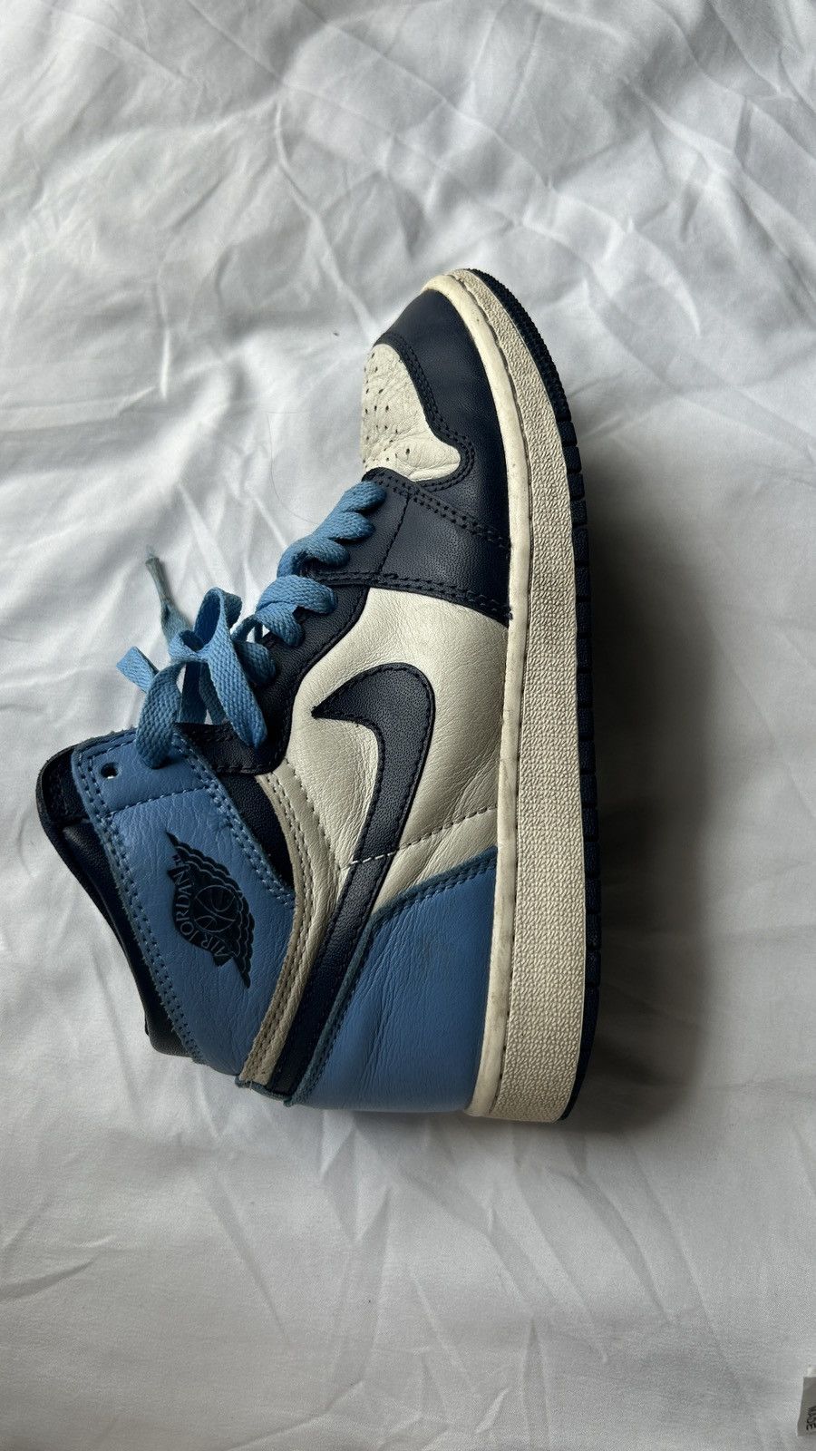 Nike Jordan 1 retro high obsidian blue Size US 6 / EU 39 - 1 Thumbnail