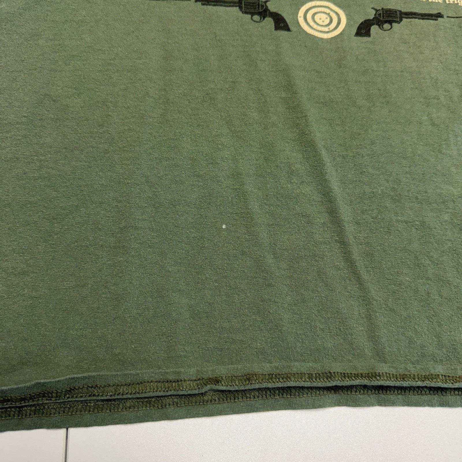 Vintage Vintage Y2K Funny Guns Wife T Shirt Mens XL Green Size US XL / EU 56 / 4 - 6 Thumbnail