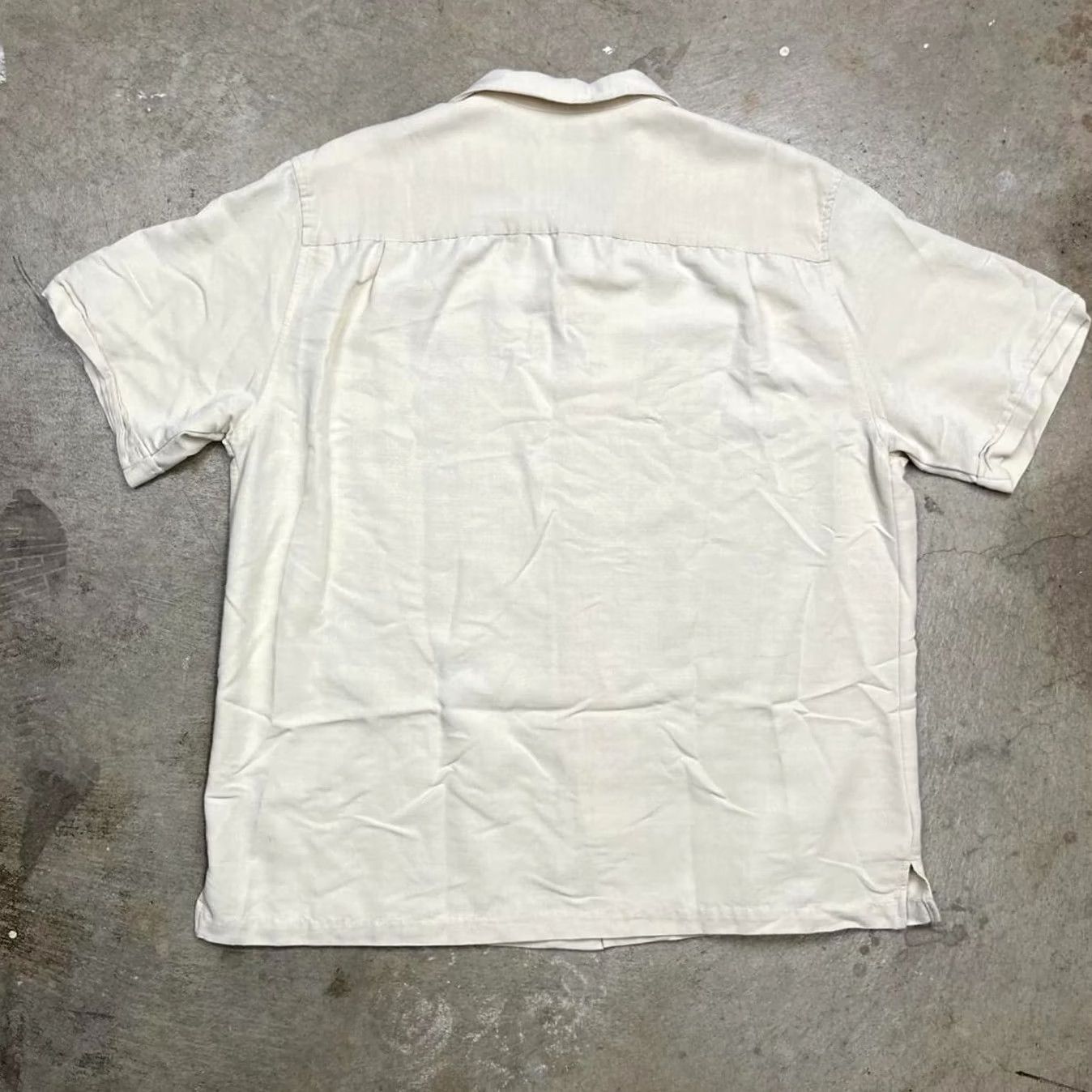 Cubavera Cubavera shirt Men XL Cream short sleeve button camp collar embroidered rayon Size US XL / EU 56 / 4 - 4 Thumbnail