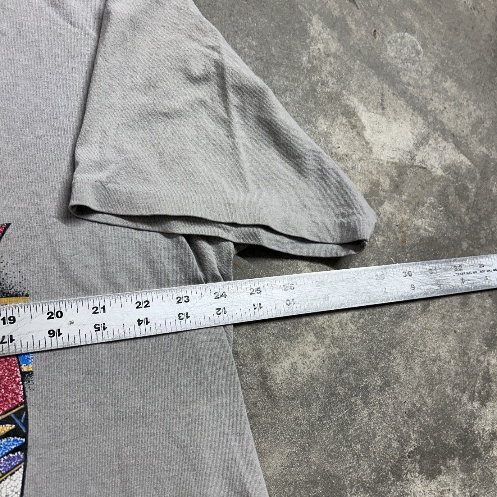 Vintage Vintage 90’s Tennessee Aztec Dogs Art Nature T-shirt Size XL Size US XL / EU 56 / 4 - 8 Thumbnail