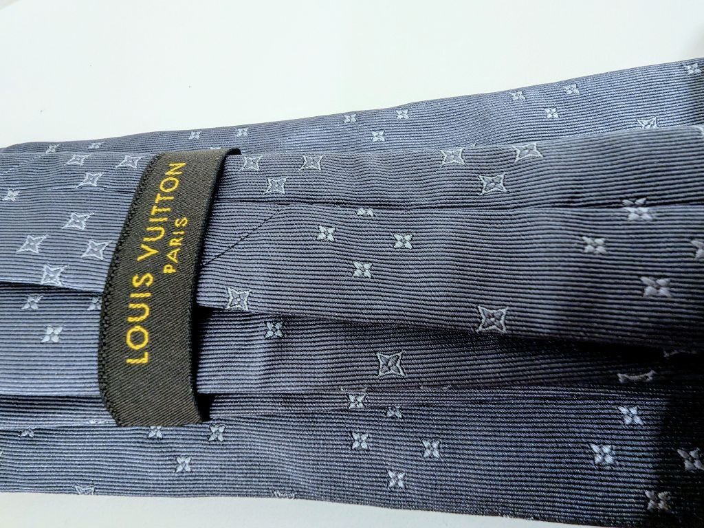 Louis Vuitton Louis Vuitton Silk Tie Gray/Silver Patterned Size ONE SIZE - 7 Thumbnail