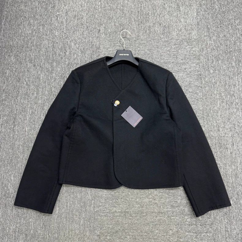 Louis Vuitton Louis Vuitton SS24 Philippine Dong Co-Branded Wool Jacket 2 Size US M / EU 48-50 / 2 - 2 Thumbnail