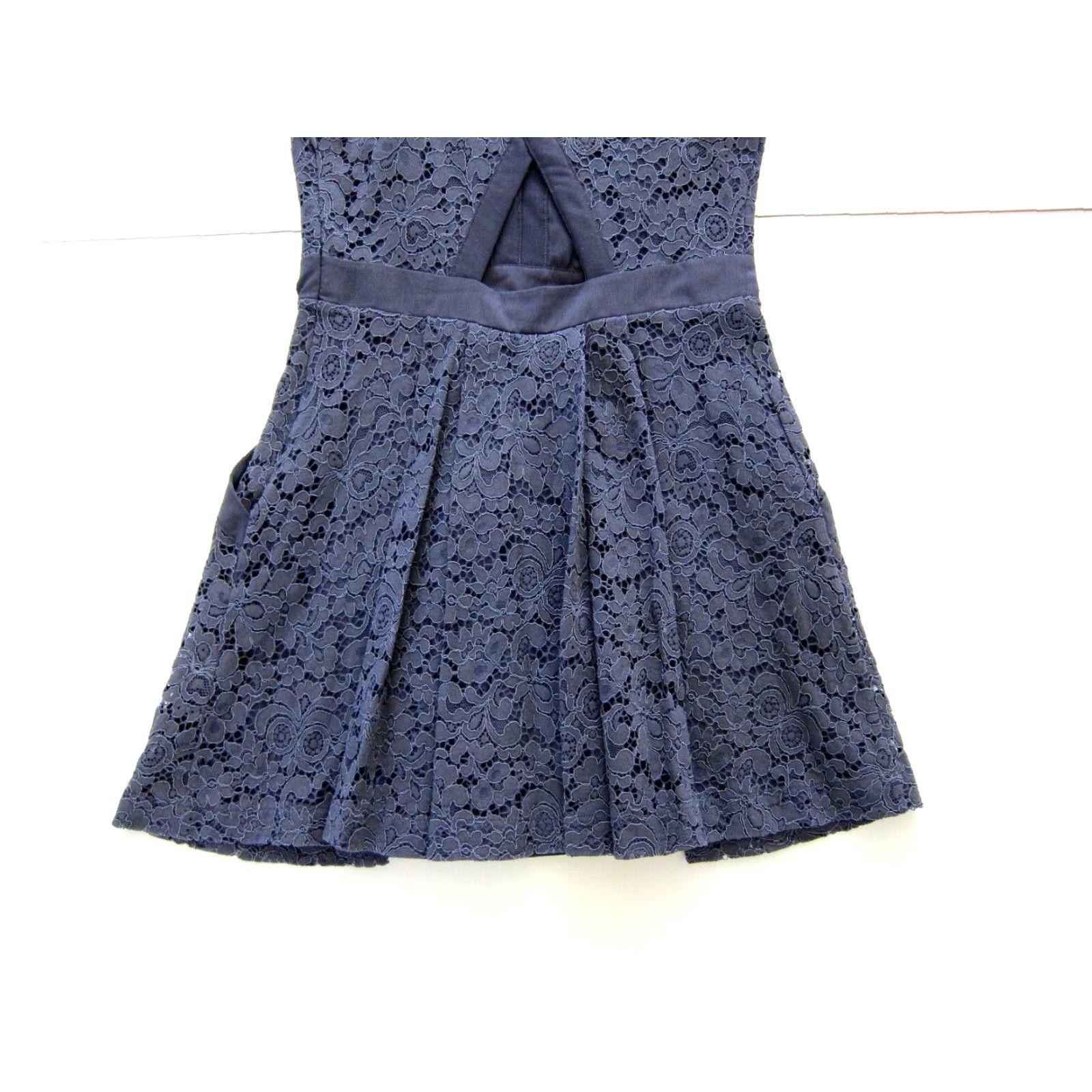 Free People Free People Dress Blue Embroidered Floral Sleeveless Pocket Fit Flare Tank XS Size XS / US 0-2 / IT 36-38 - 5 Thumbnail