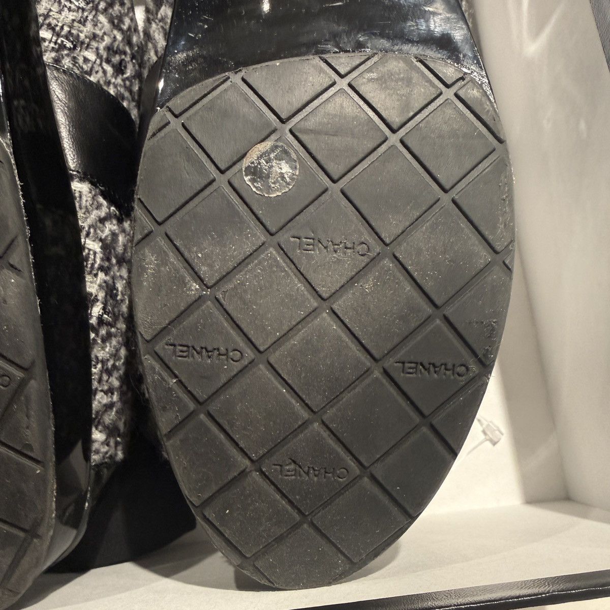 Chanel Chanel Tweed Mules 06A Size 41 Y2K Runway Collection (C3821) Size US 10 / IT 40 - 9 Thumbnail