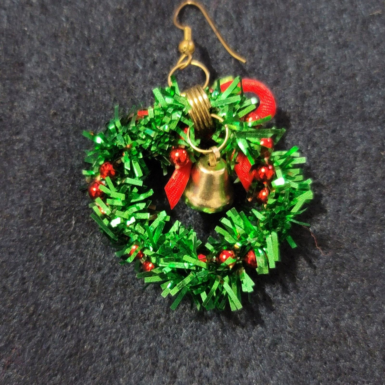 The Unbranded Brand Vtg CHRISTmas Wreath Bell Hoop Earrings Size ONE SIZE - 3 Thumbnail