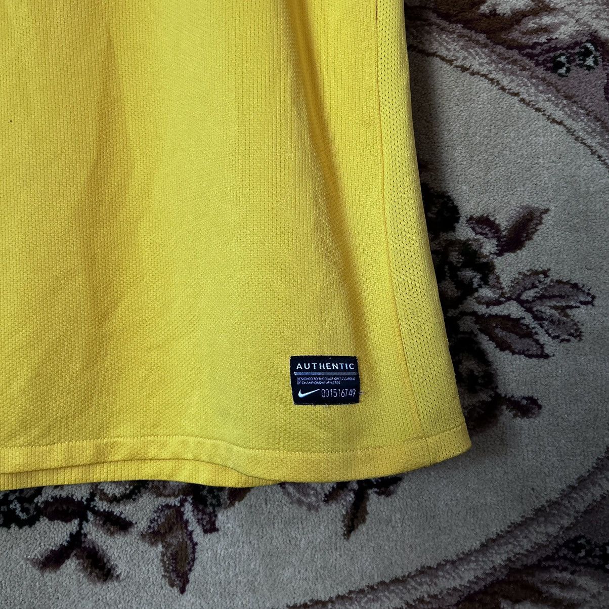 Nike BRASIL 2010 2011 HOME FOOTBALL SHIRT SOCCER JERSEY NIKE Size US M / EU 48-50 / 2 - 5 Thumbnail