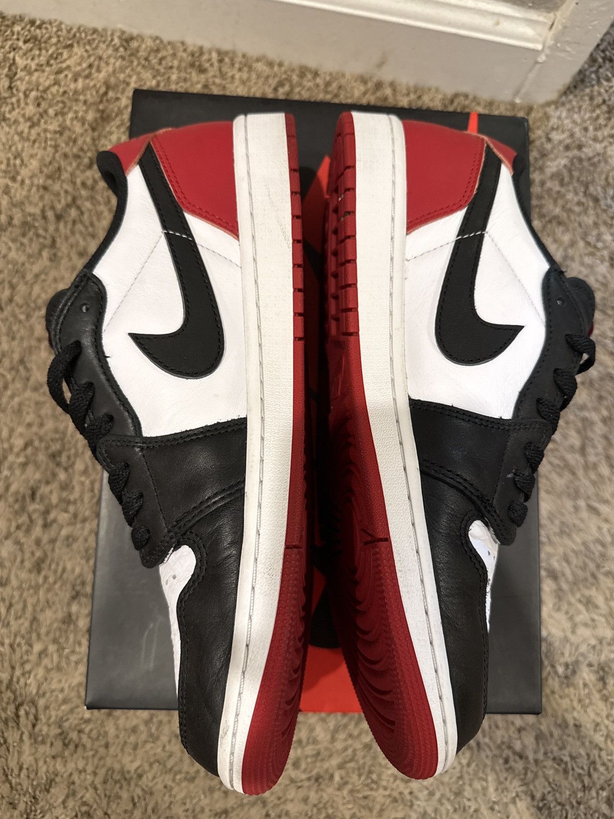 Nike Nike Air Jordan 1 Retro Low OG “Black Toe” Size US 11 / EU 44 - 6 Thumbnail