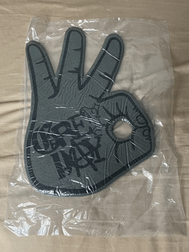 G59 Greyday foam finger sixes