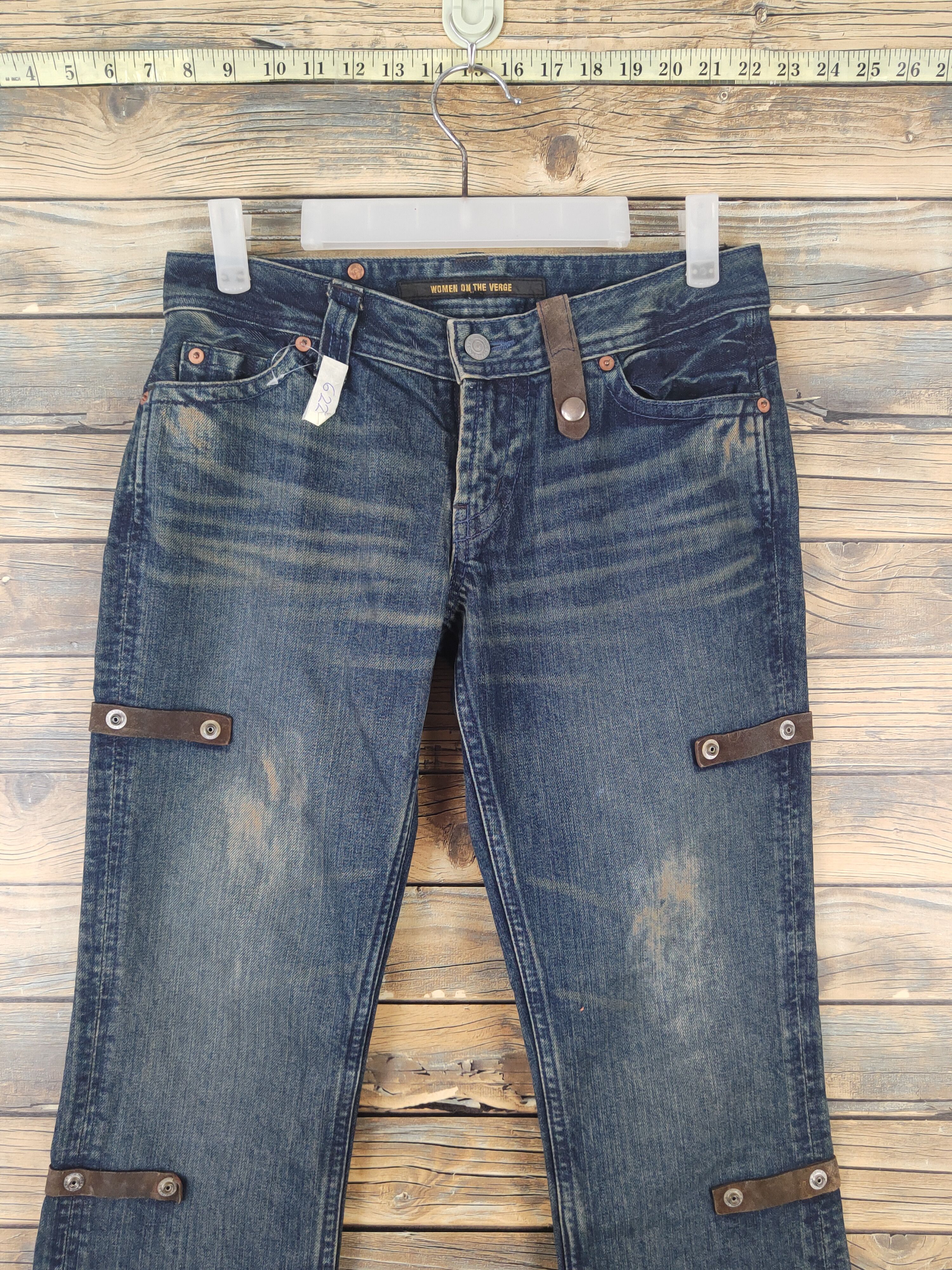 Japanese Brand DL Woman on The Verge Dark Blue Ripped denim Jeans #622 Size 28" / US 6 / IT 42 - 2 Thumbnail