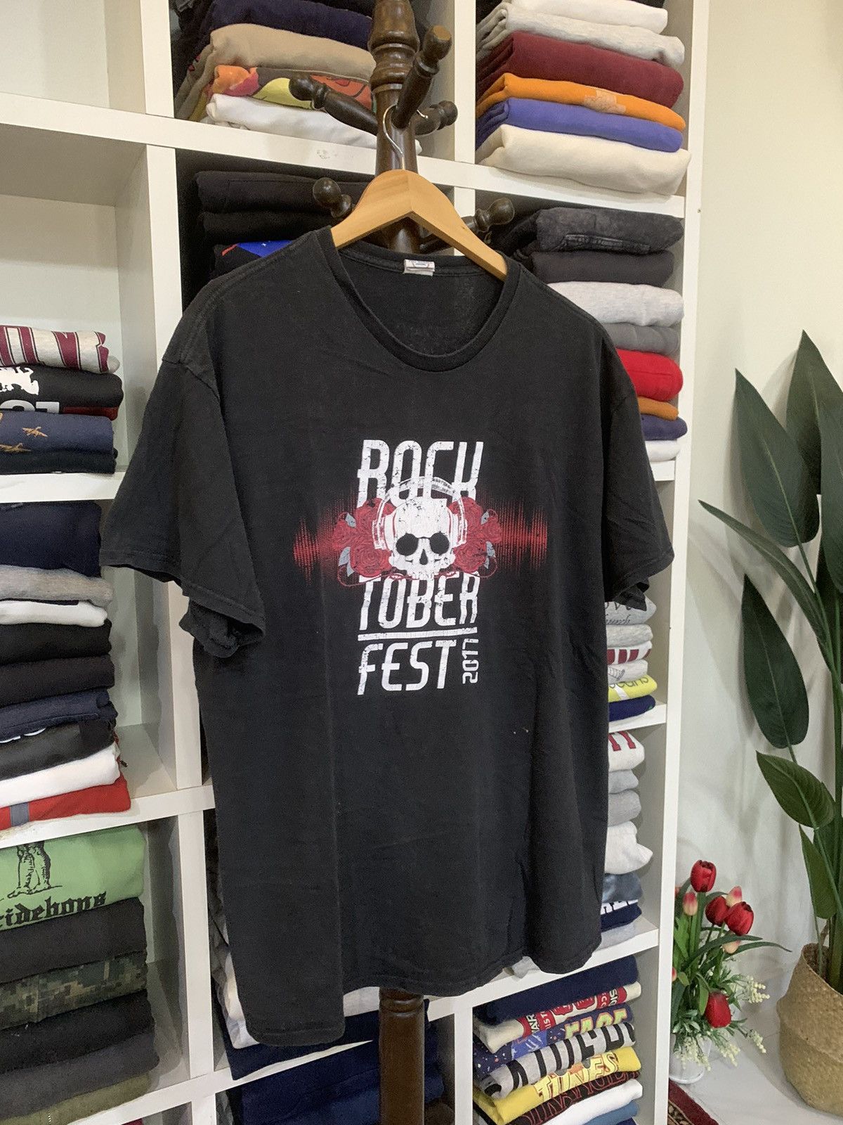 Band Tees Vintage Rock Tober Festival Tee Size US XL / EU 56 / 4 - 5 Thumbnail