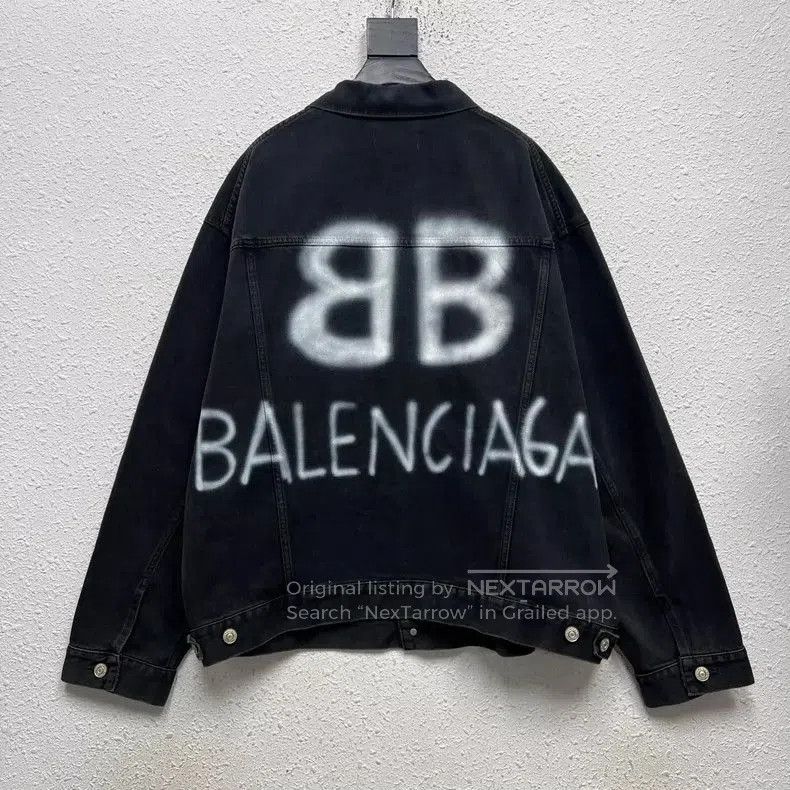 Balenciaga Balenciaga Graffiti Logo Denim Jacket. Size US S / EU 44-46 / 1 - 1 Thumbnail
