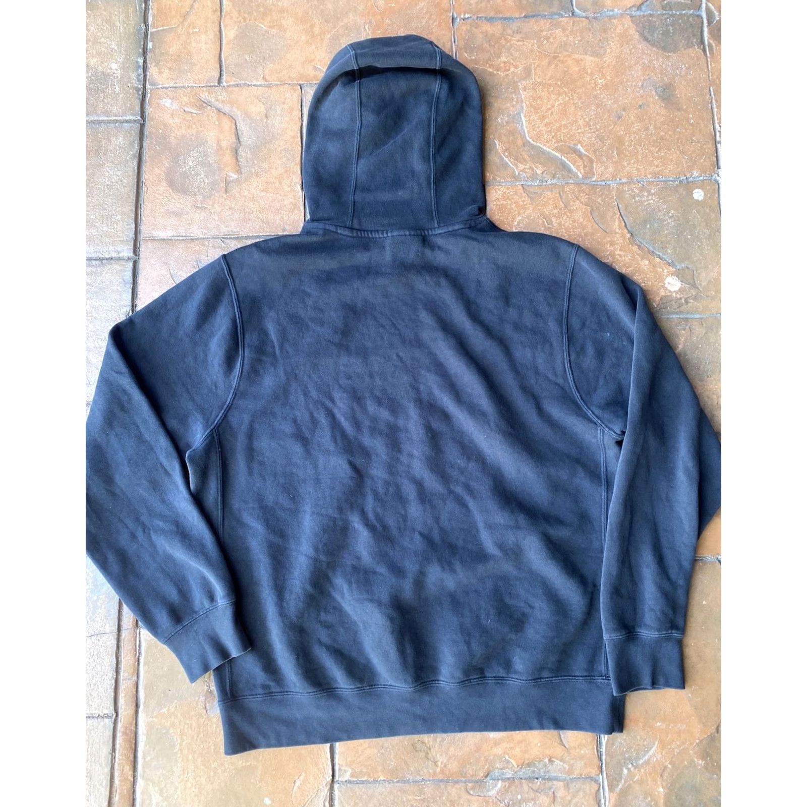 Nike VINTAGE Nike Swoosh Embroidered Logo Hoodie Sweatshirt Large Essential Black White Size US L / EU 52-54 / 3 - 3 Thumbnail