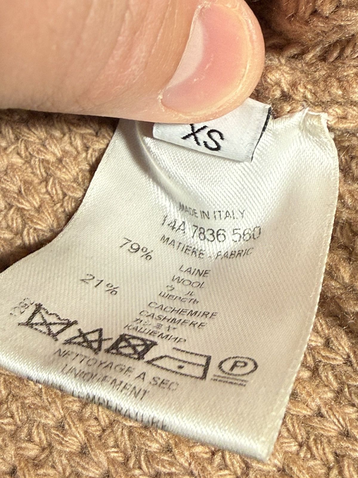 Givenchy Givenchy V-Detail Cashmere Sweater Size US XS / EU 42 / 0 - 8 Thumbnail