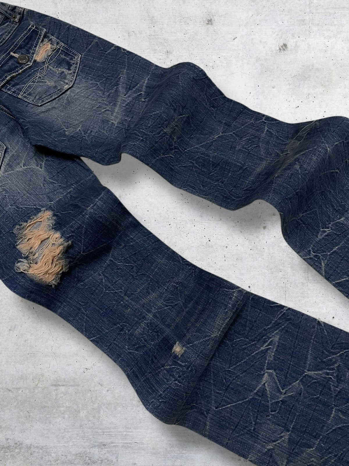 Japanese Brand VINTAGE NYLAUS JAPAN DESIGNER 90S FLARED MUDWASH GOLD DENIM Size US 26 / EU 42 - 13 Thumbnail