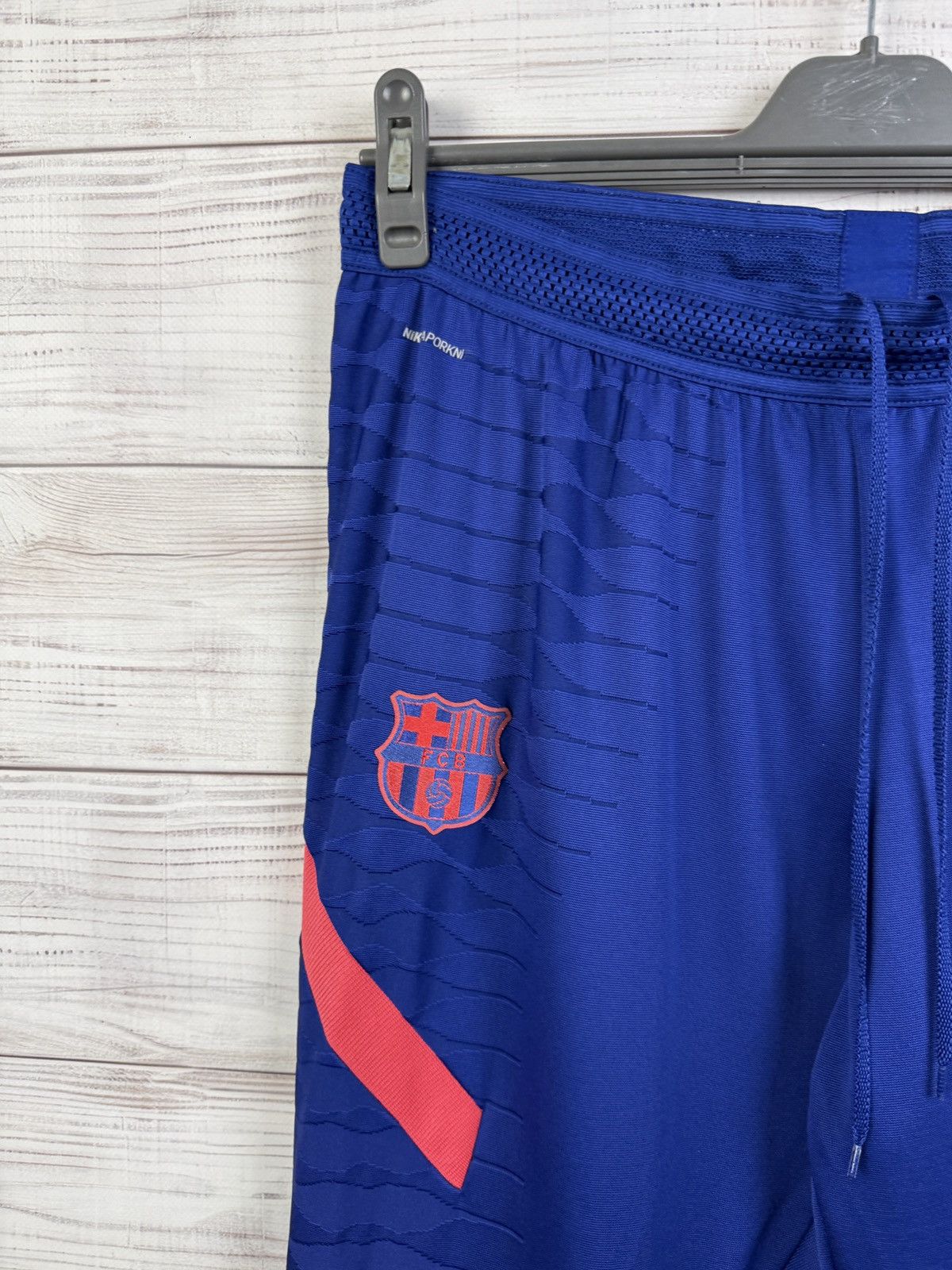 Nike Nike FC Barcelona Track Suit Set Track Jacket /Pants Size US XL / EU 56 / 4 - 15 Thumbnail