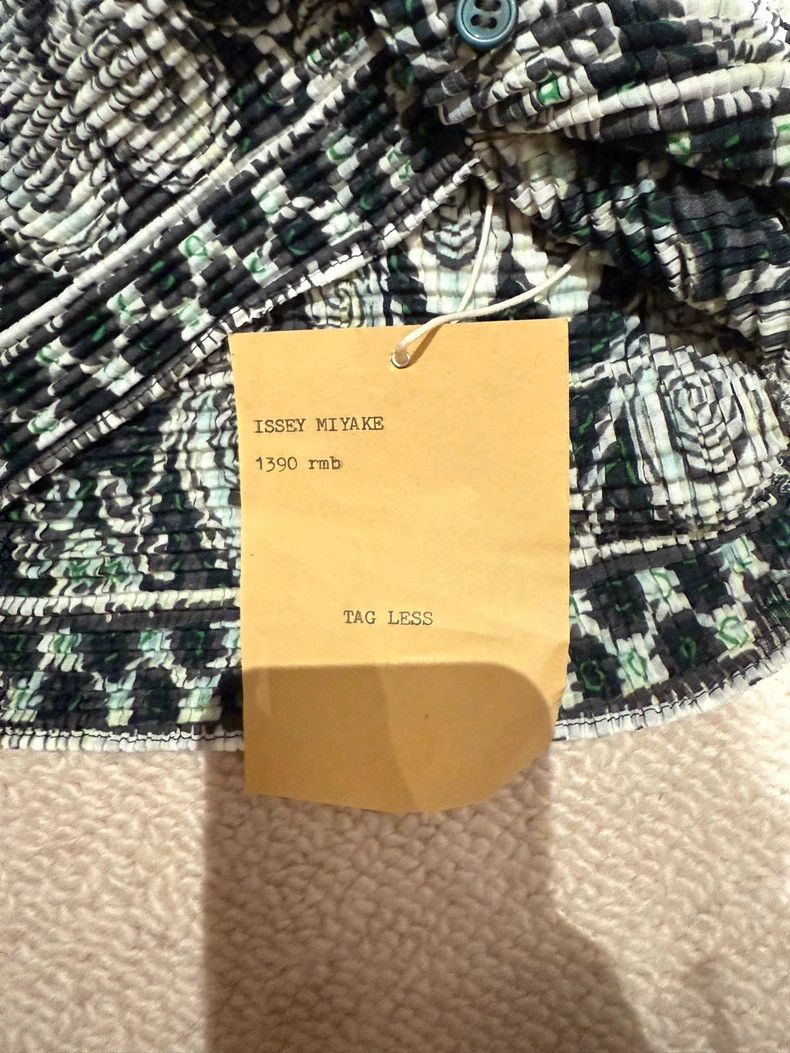 Issey Miyake Issey Miyake size:2 Grey pleated cardigan Size S / US 4 / IT 40 - 3 Thumbnail