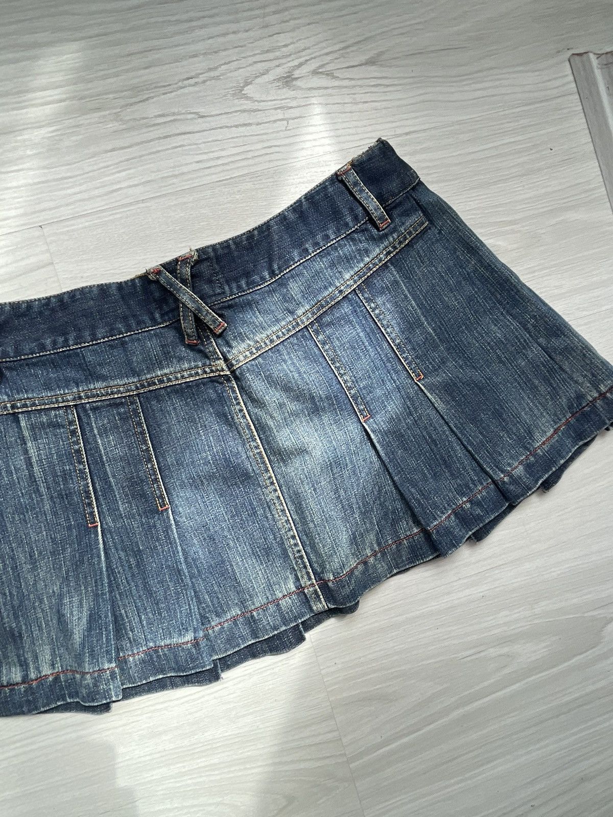 Vintage y2k denim skirt Size 26" / US 2 / IT 38 - 14 Thumbnail