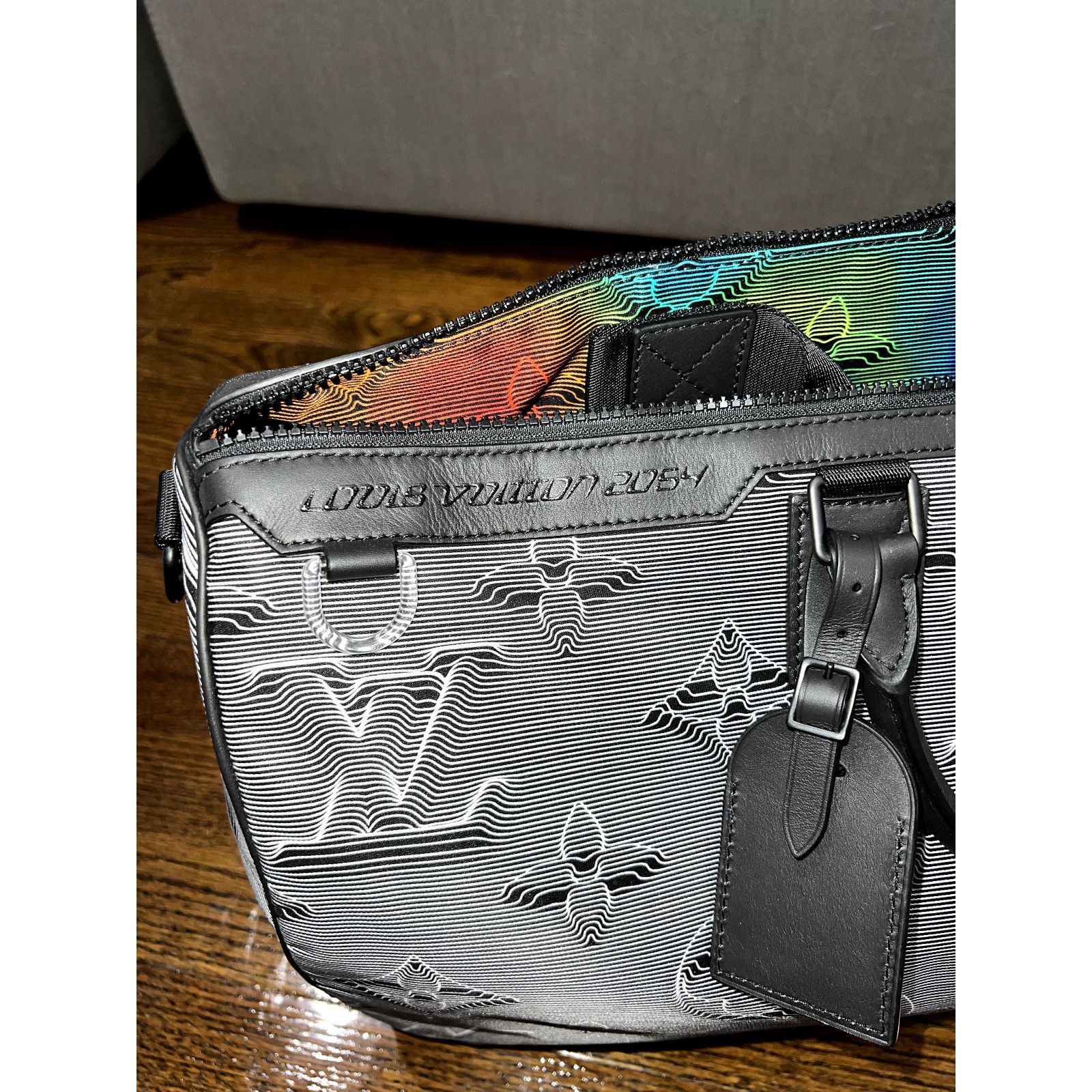 Louis Vuitton Louis Vuitton Keepall Bandouliere 3D 2054 Logo Travel Bag Size ONE SIZE - 4 Thumbnail
