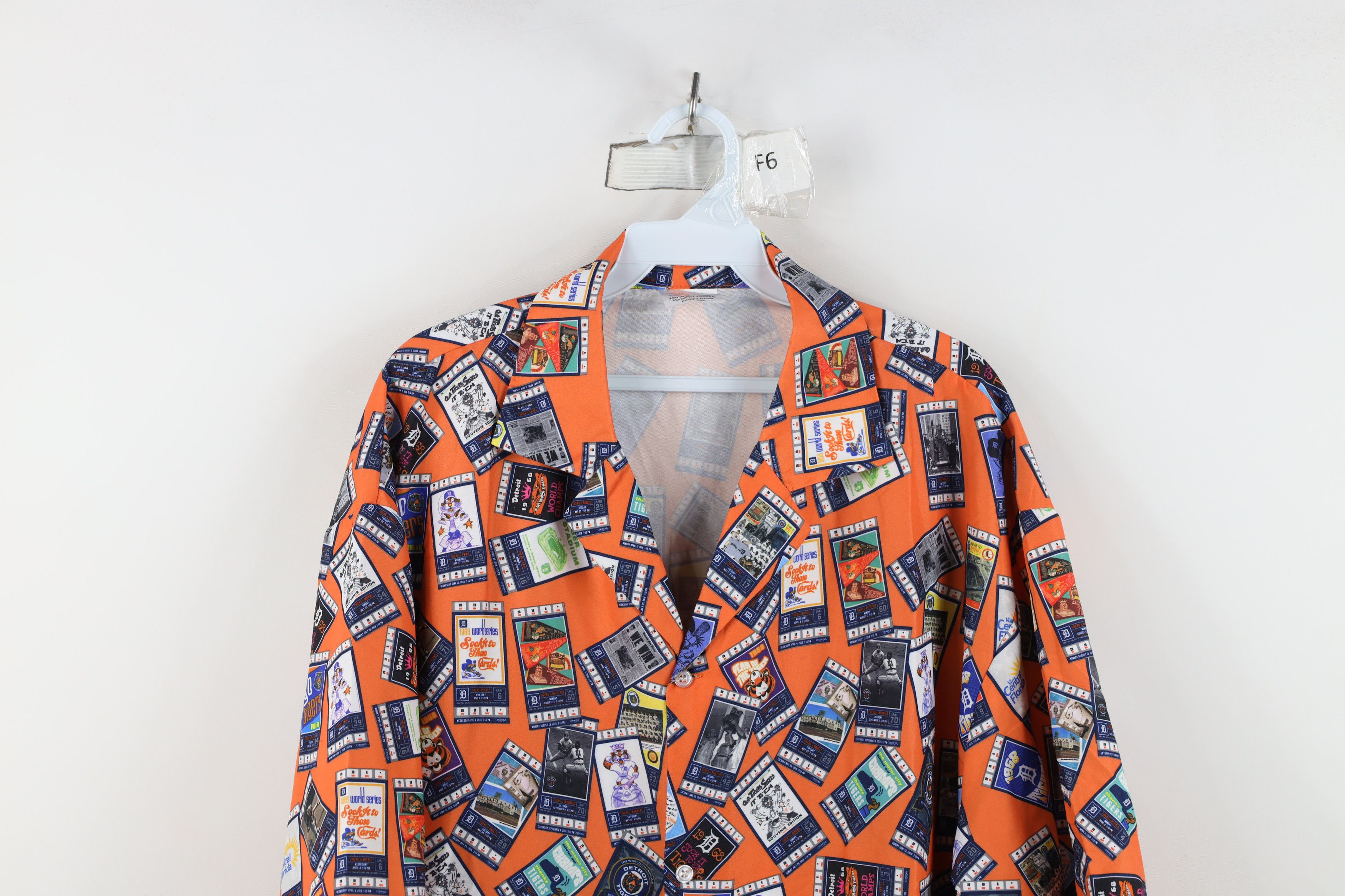 Vintage Vintage Detroit Tigers Baseball All Over Print Button Shirt Size US XXL / EU 58 / 5 - 2 Thumbnail