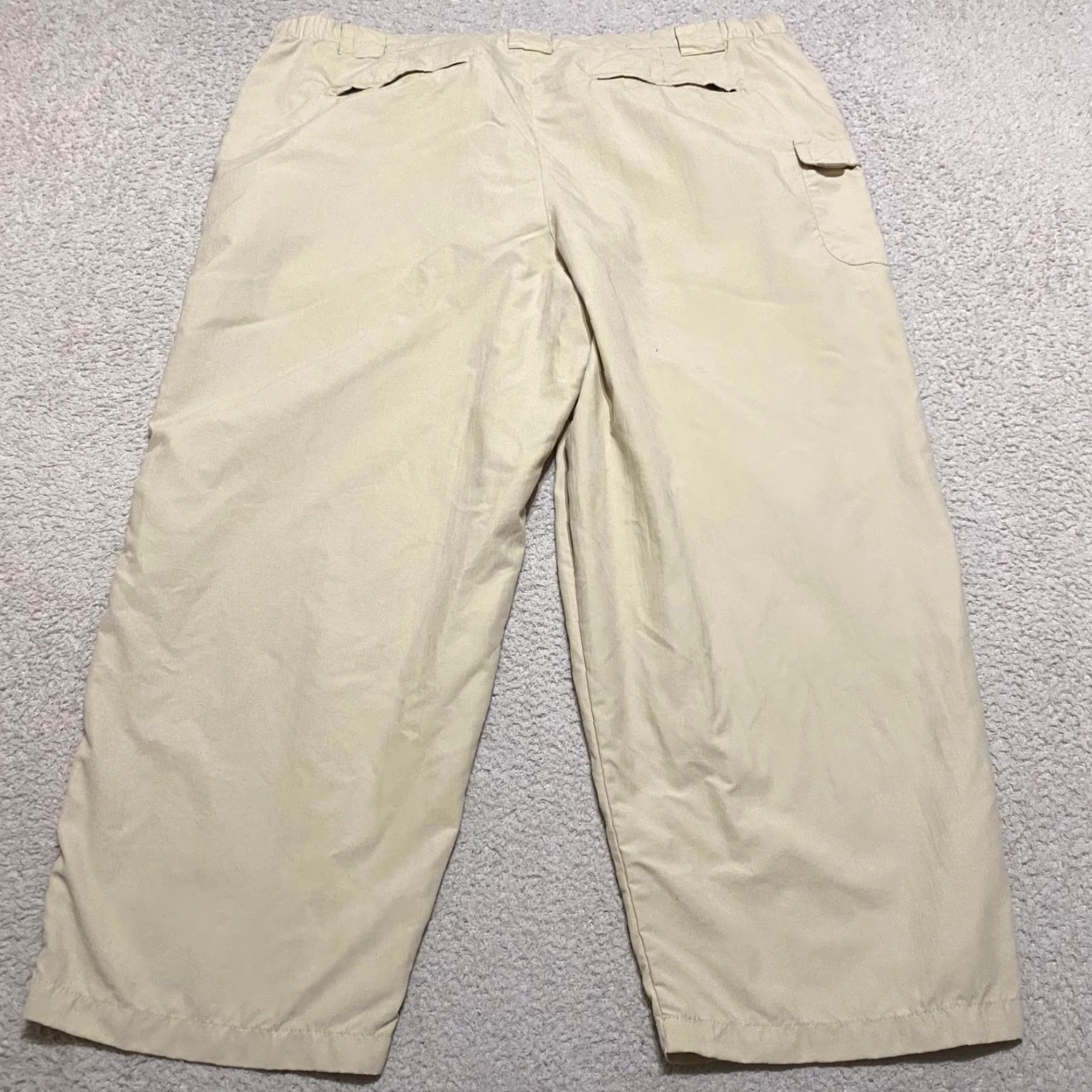 Vintage L.L. Bean Women's XL Pants Beige Cargo Relaxed Straight Nylon Outdoor Hiking Crop - 2561 Size 40" / US 18 - 2 Thumbnail