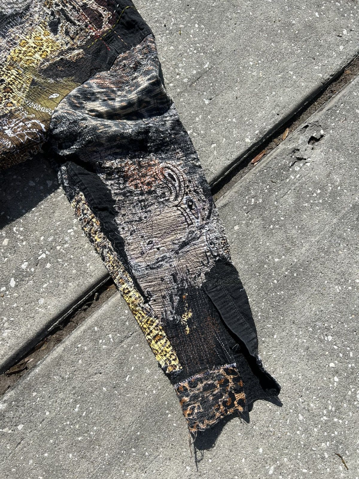 Other 1/1 Your World cheetah leopard print distressed fabric Size US XL / EU 56 / 4 - 6 Thumbnail