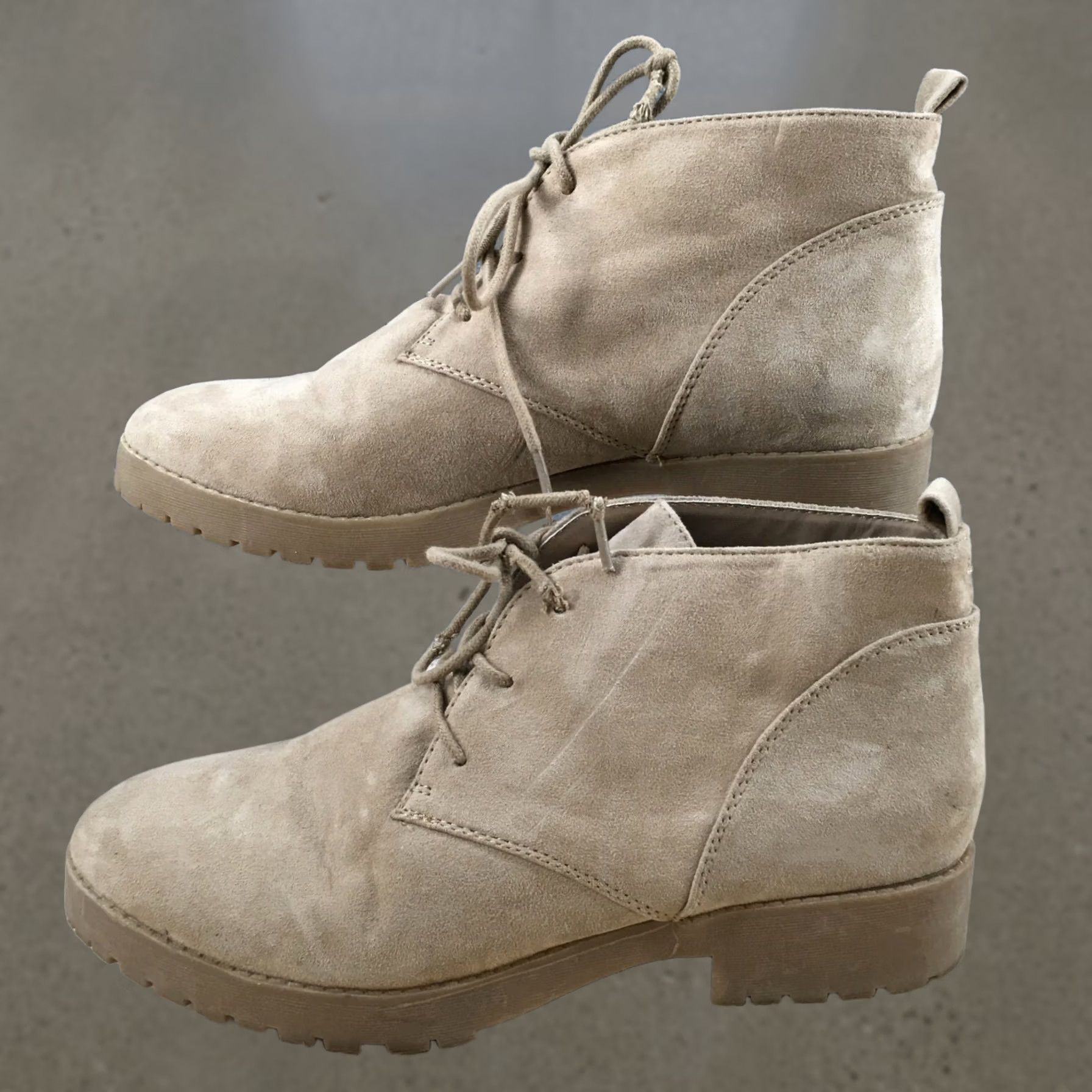 Vintage Unionbay Boots Womens 9 M Chelsea Beige Lace Up Casual Comfort Block Heels Ankle Size US 9 / IT 39 - 1 Thumbnail