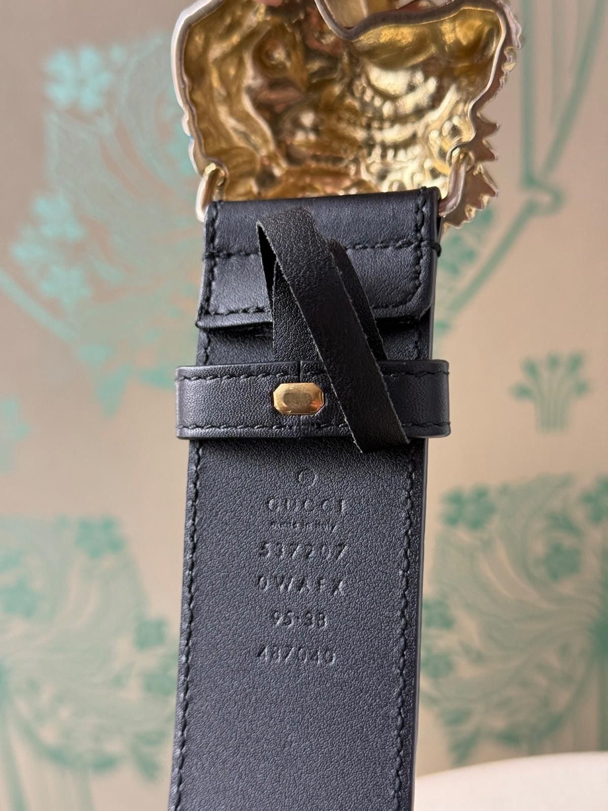 Gucci Gucci Tiger Head Rhinestines Black Leather Buckle Belt 95 Size 32 - 5 Thumbnail