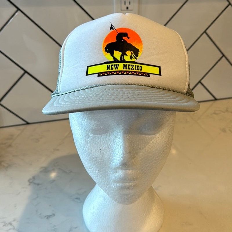 Vintage Vintage New Mexico native horse gray neon logo trucker hat Size ONE SIZE - 1 Thumbnail