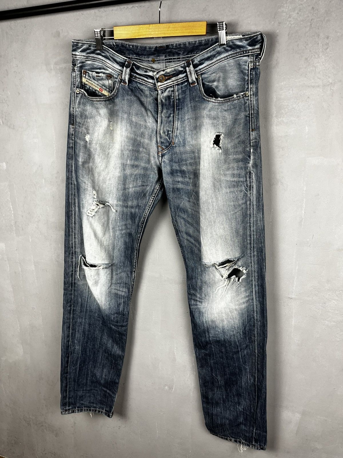 Diesel Black Gold Diesel Distressed Denim Pants Jeans Size US 36 / EU 52 - 4 Thumbnail