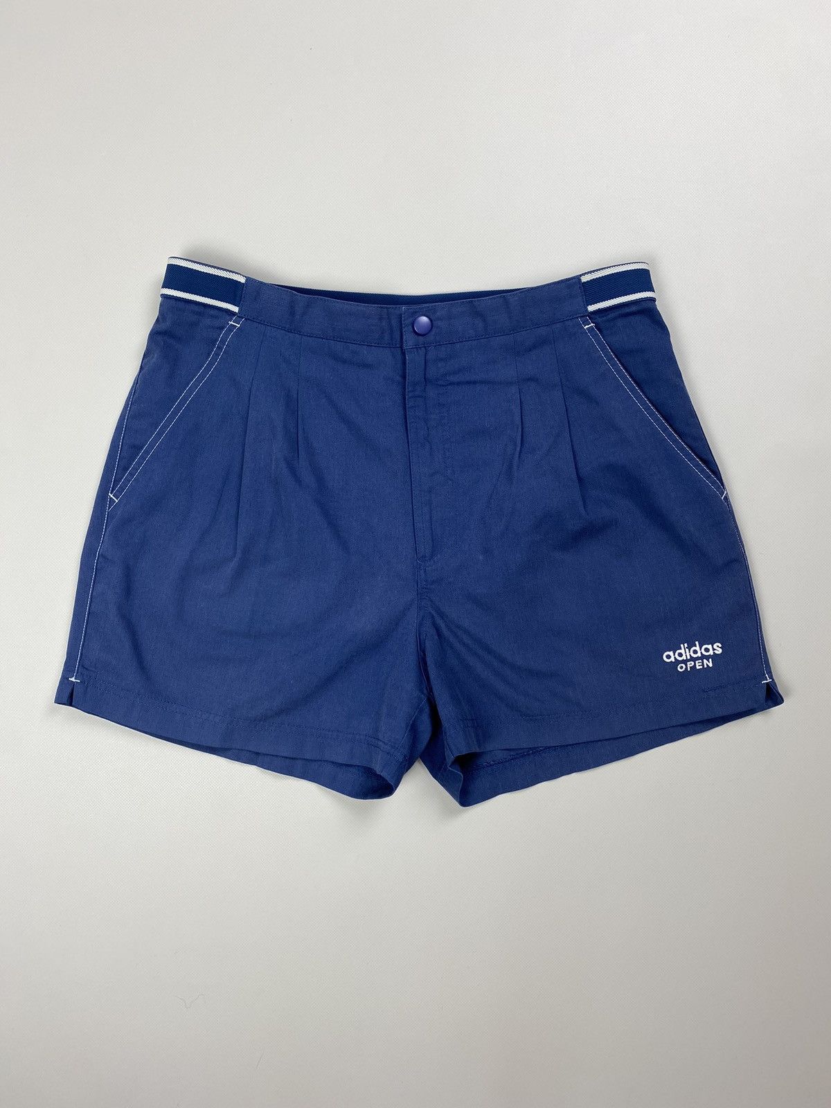 Vintage Adidas Open vintage men’s short size 32" / M Size US 32 / EU 48 - 1 Thumbnail