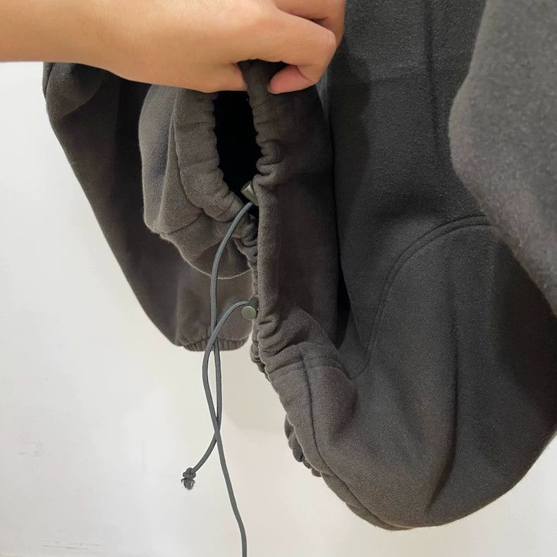 Balenciaga Balenciaga Round Neck Sweater with Embroidered Logo on the Size US XS / EU 42 / 0 - 5 Thumbnail
