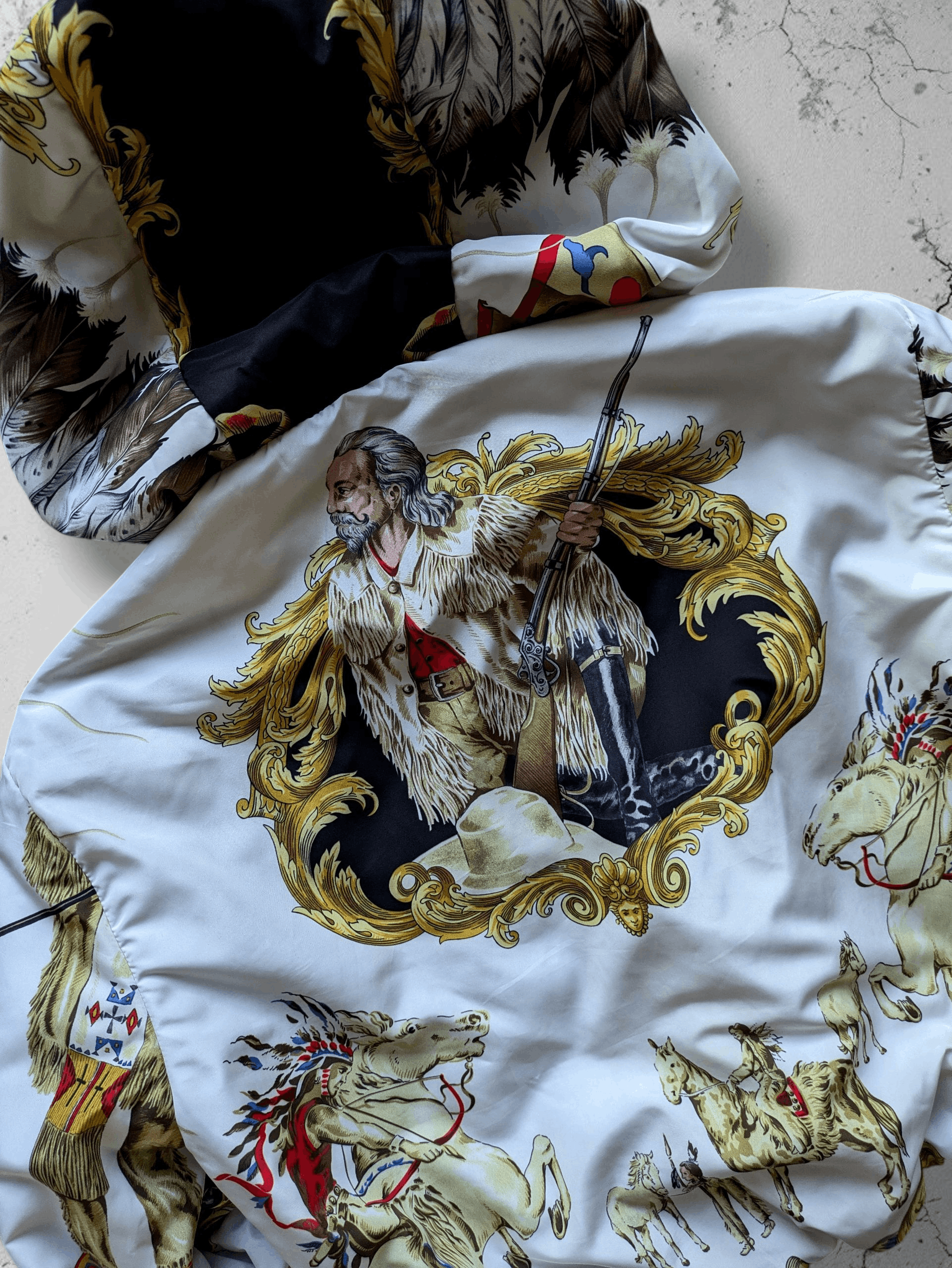 Versace Versace Tribute Native Americans FW 1992 Reversible Bomber Size M / US 6-8 / IT 42-44 - 5 Thumbnail