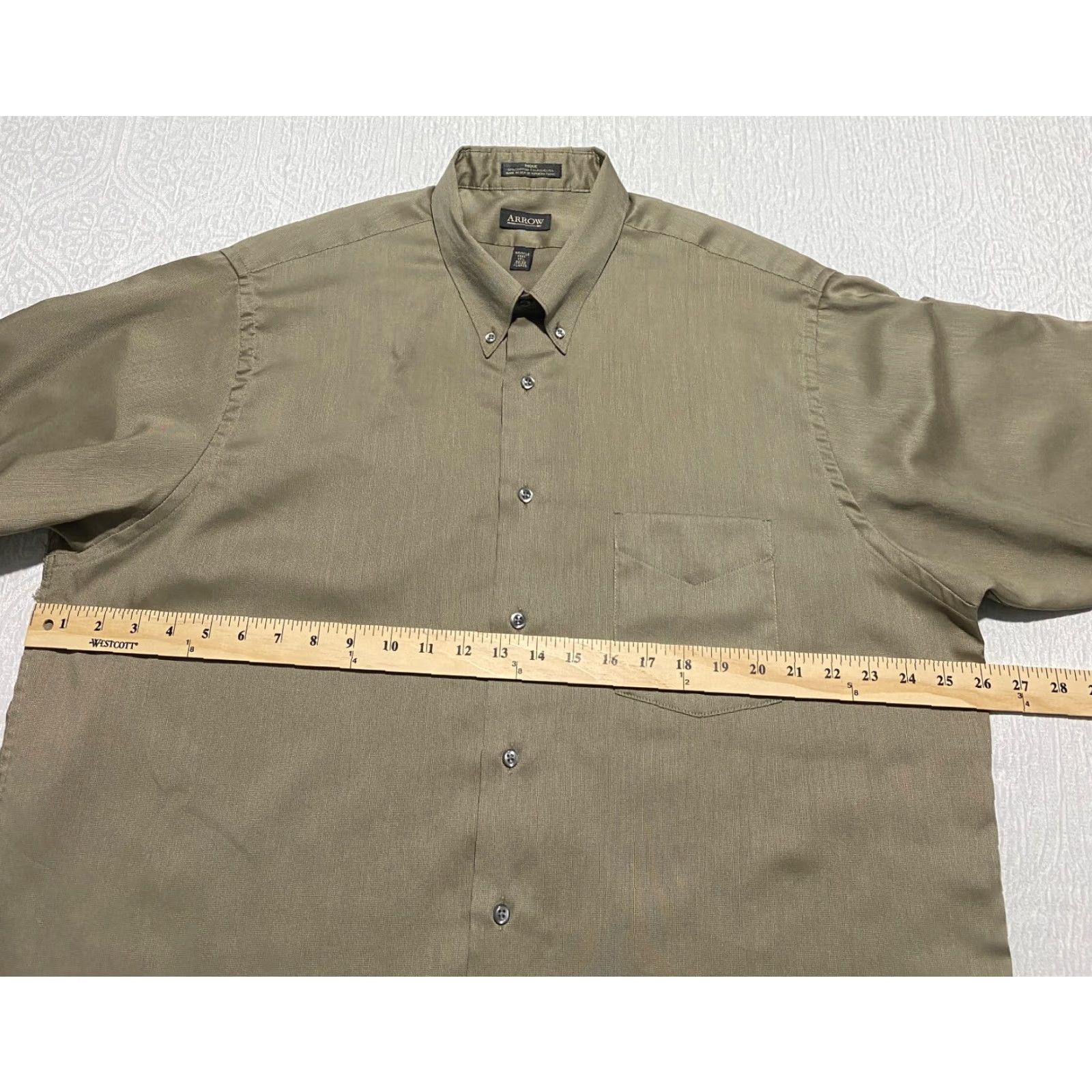 Arrow Arrow Shirt Mens XL Brown Pique Button-Down Long Sleeve Classic Feat: All Seasons, Easy Care, Pockets Size US XL / EU 56 / 4 - 5 Thumbnail