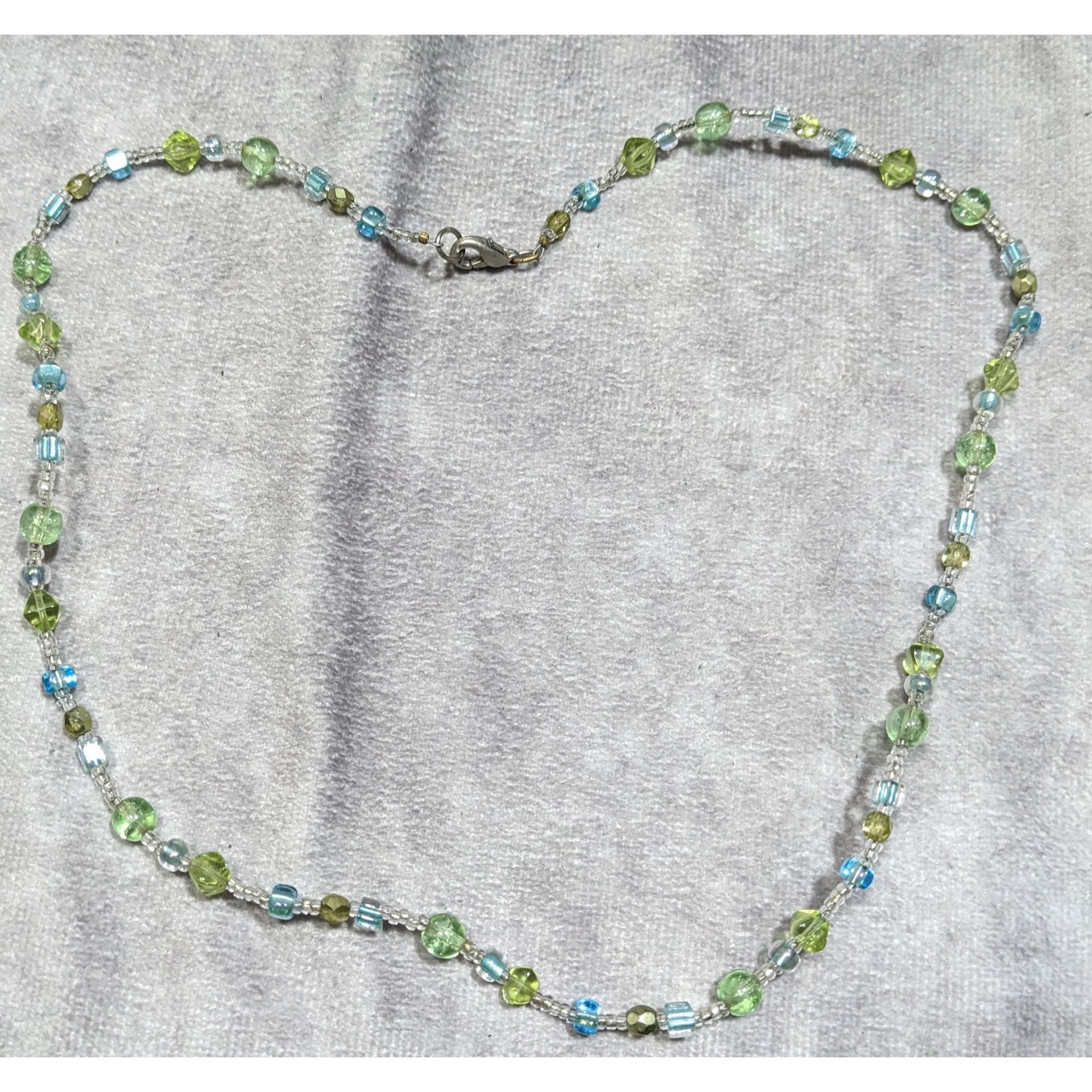 Handmade Handcrafted Artisan Pastel Green Blue Glass Beaded Necklace Size ONE SIZE - 6 Thumbnail