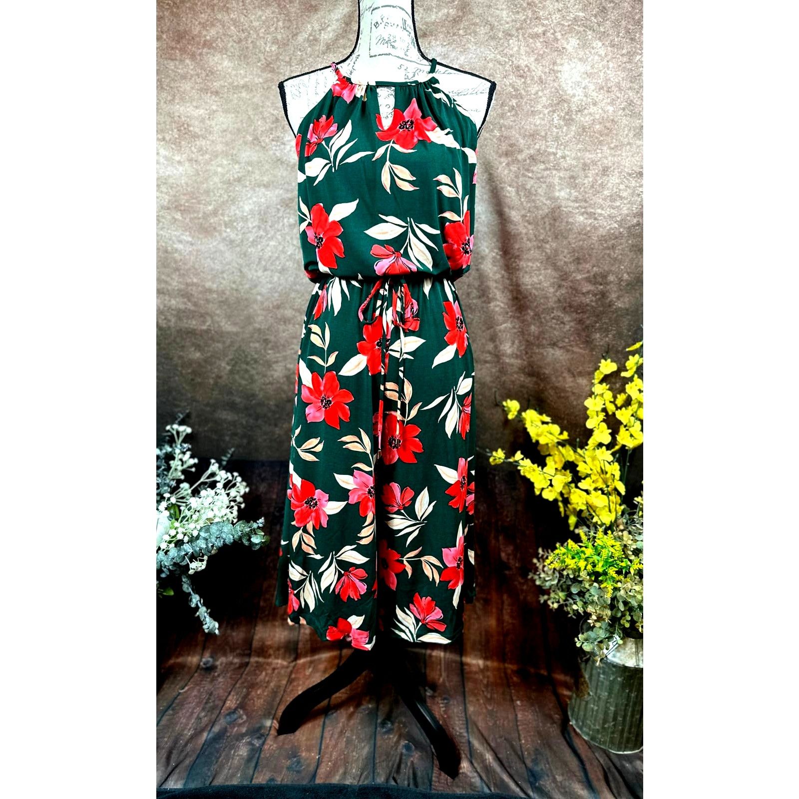 MAGGY LONDON Maggy London Floral Halter Neck Crop Jumpsuit Btrgrncrl 4 Size 27" / US 4 / IT 40 - 6 Thumbnail